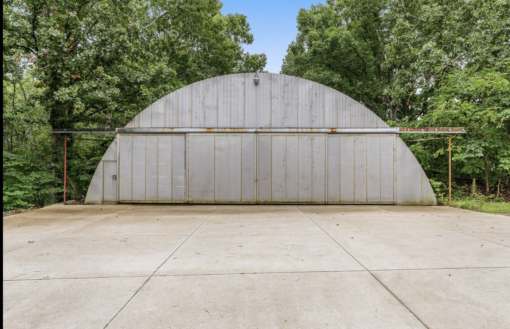 205 Gwynn Rd Unit: Hngr 9