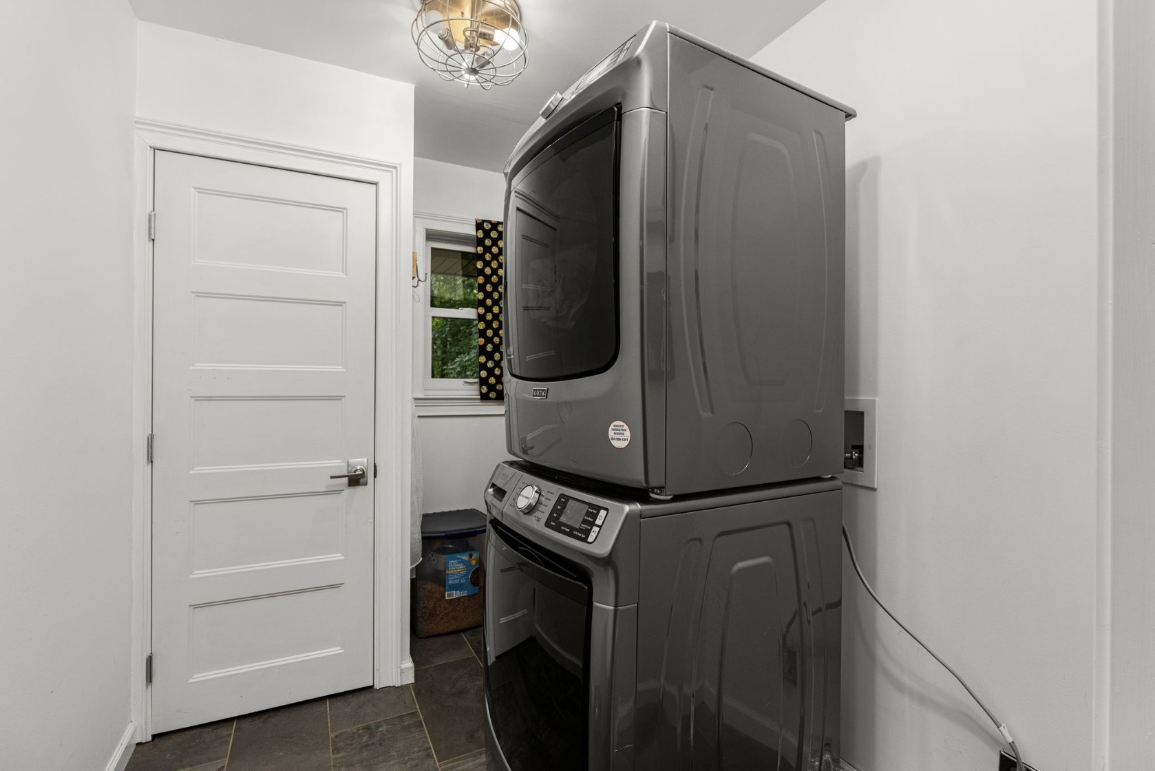 205 Gwynn Rd Unit: Hngr 9