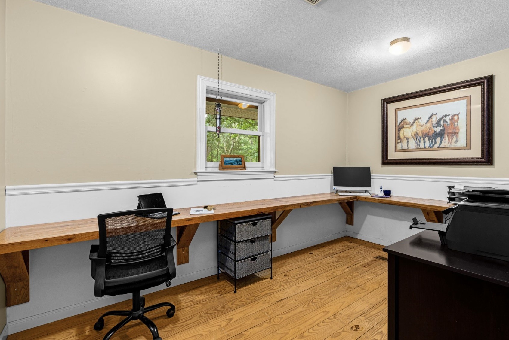 205 Gwynn Rd Unit: Hngr 9