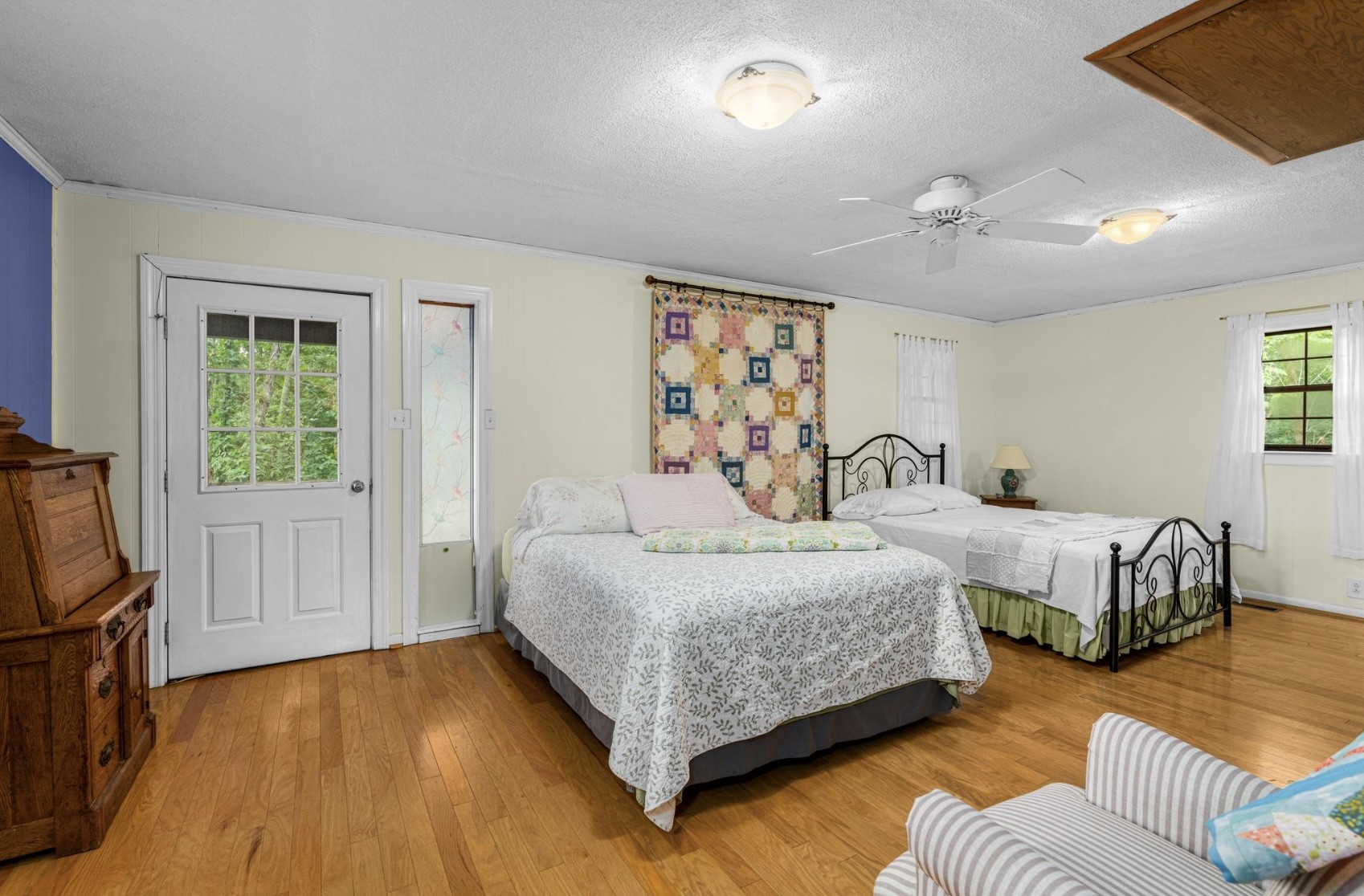 205 Gwynn Rd Unit: Hngr 9
