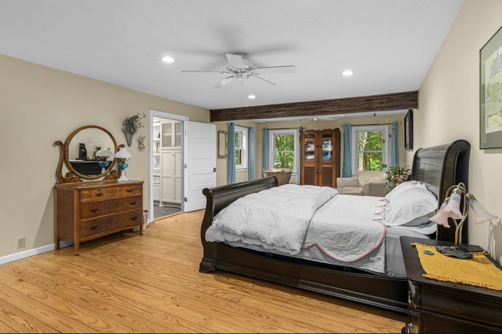 205 Gwynn Rd Unit: Hngr 9