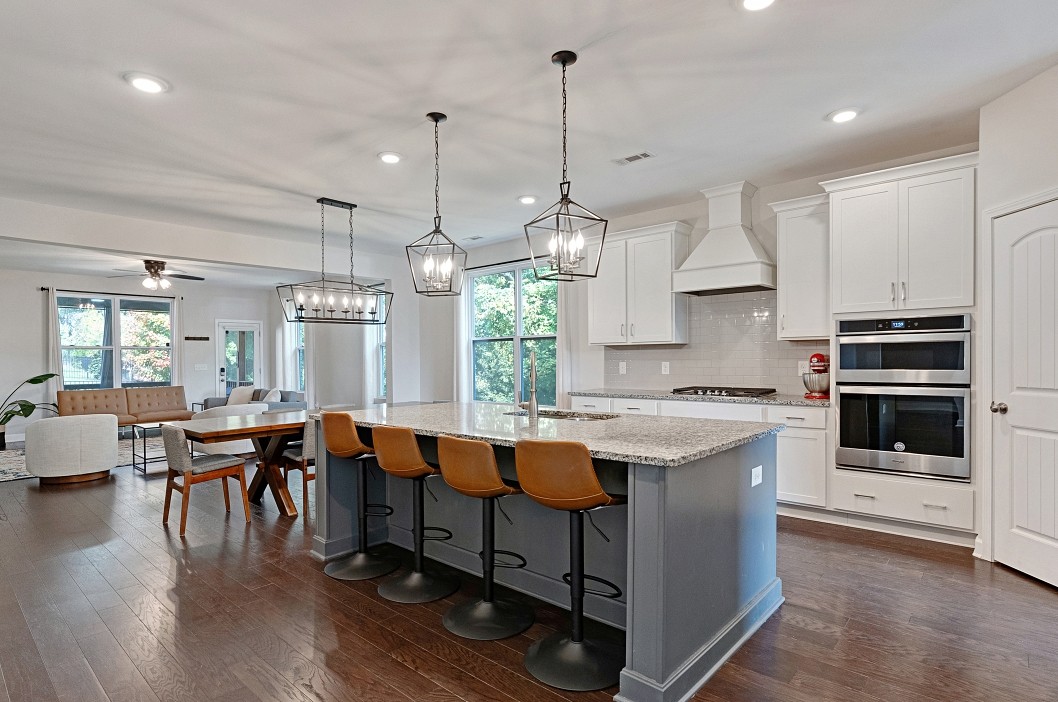 1028 Nave Ct