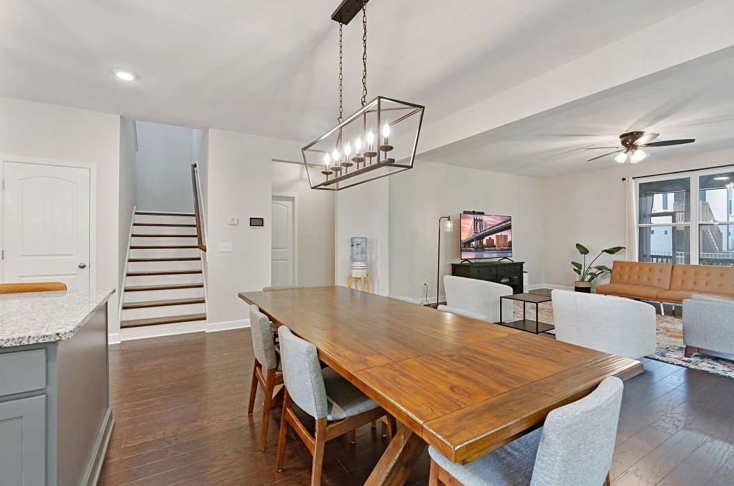 1028 Nave Ct