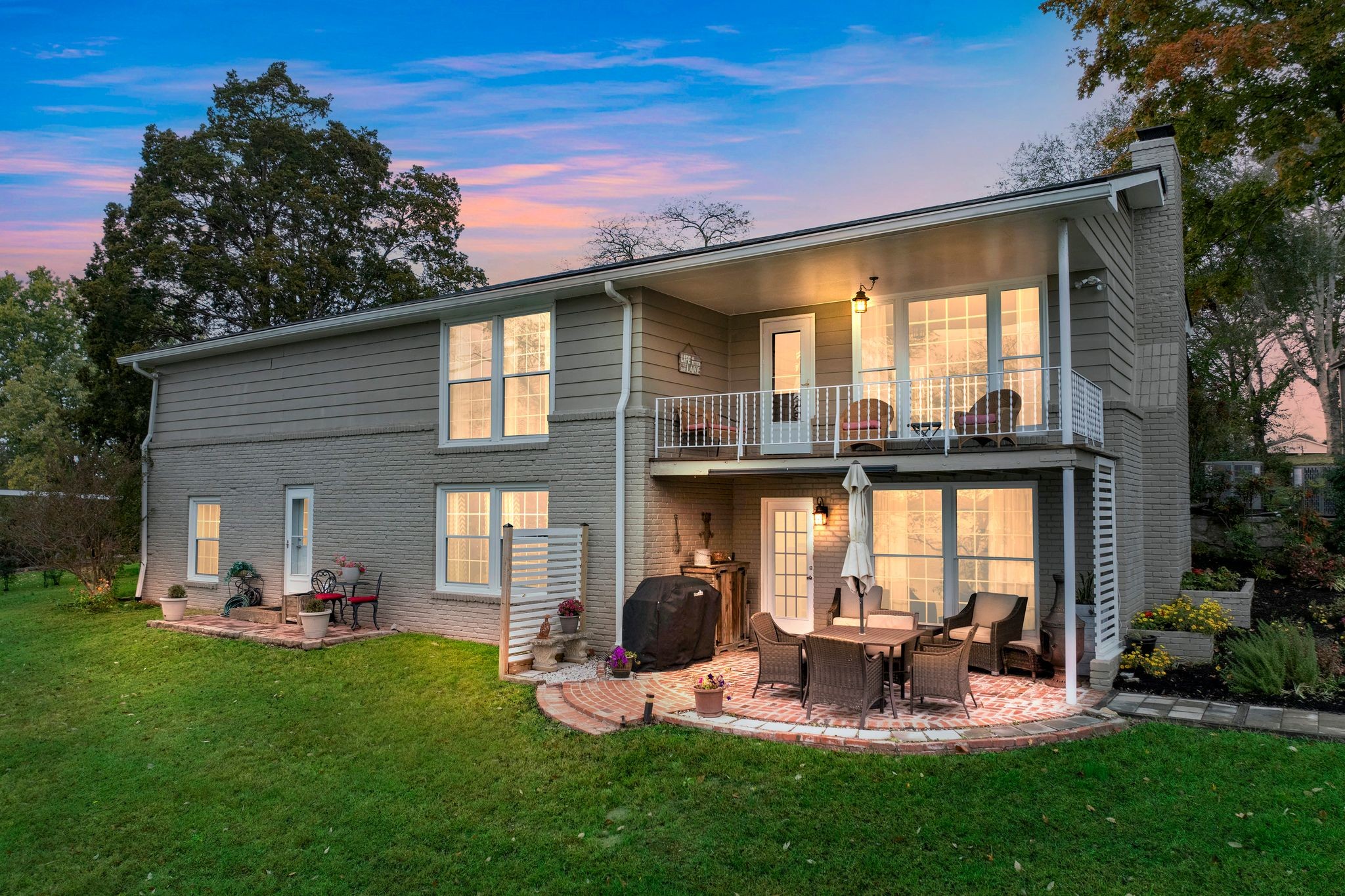 103 Shore Hill Cir