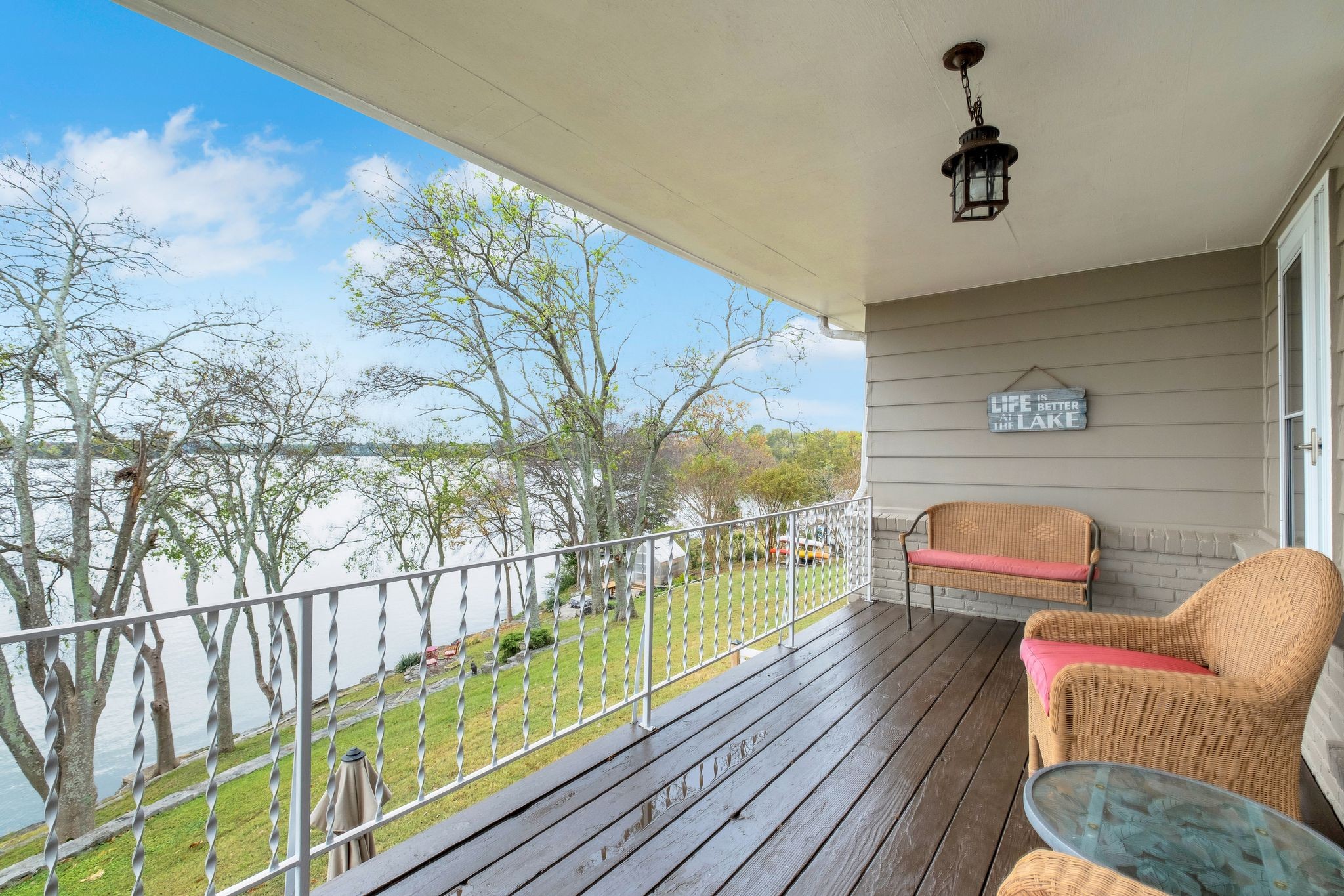 103 Shore Hill Cir