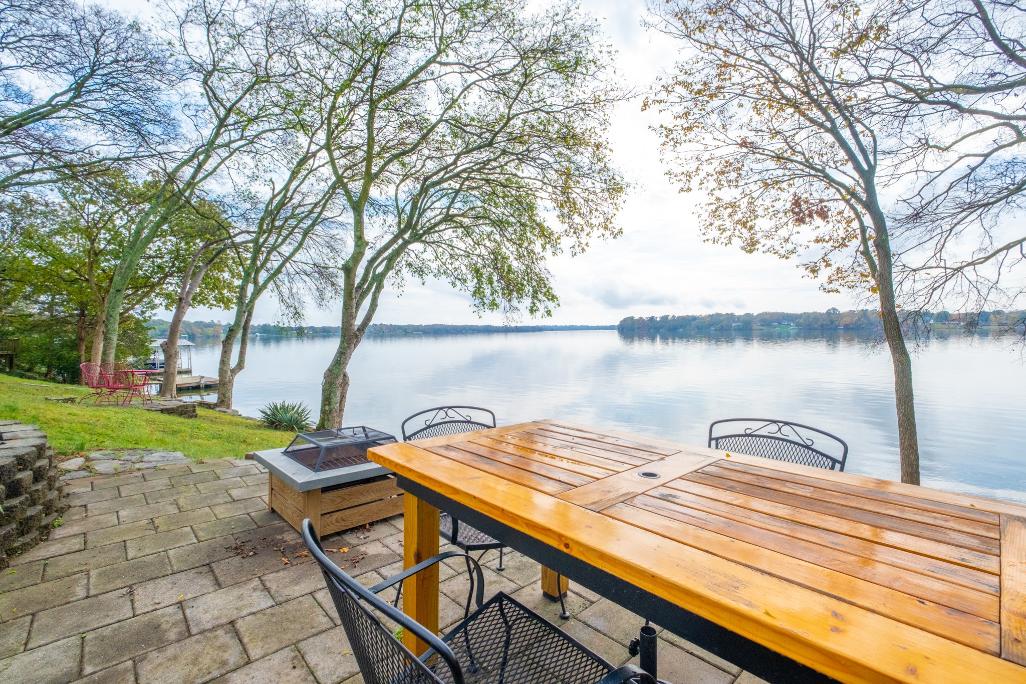 103 Shore Hill Cir