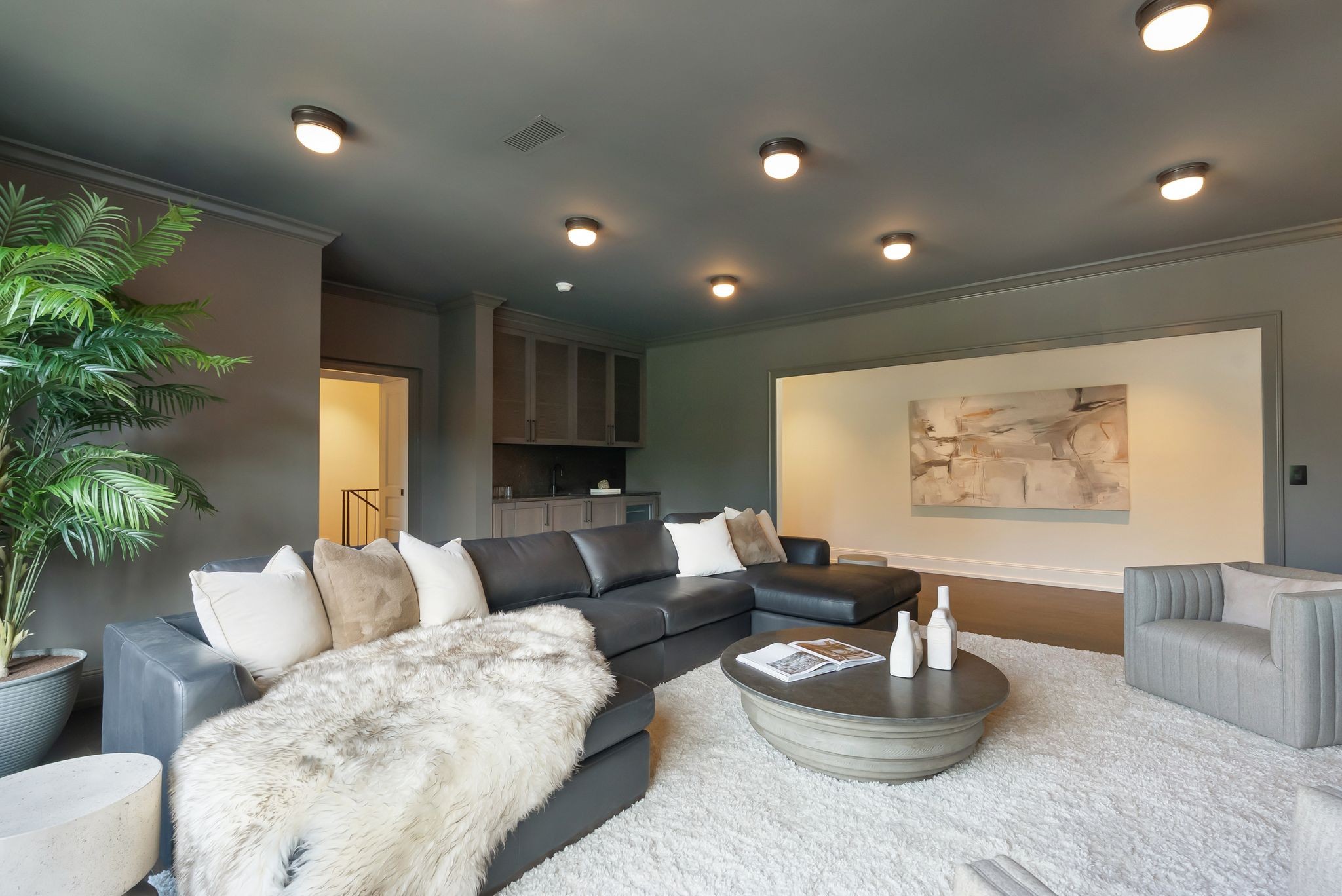 1206 Tyne Blvd