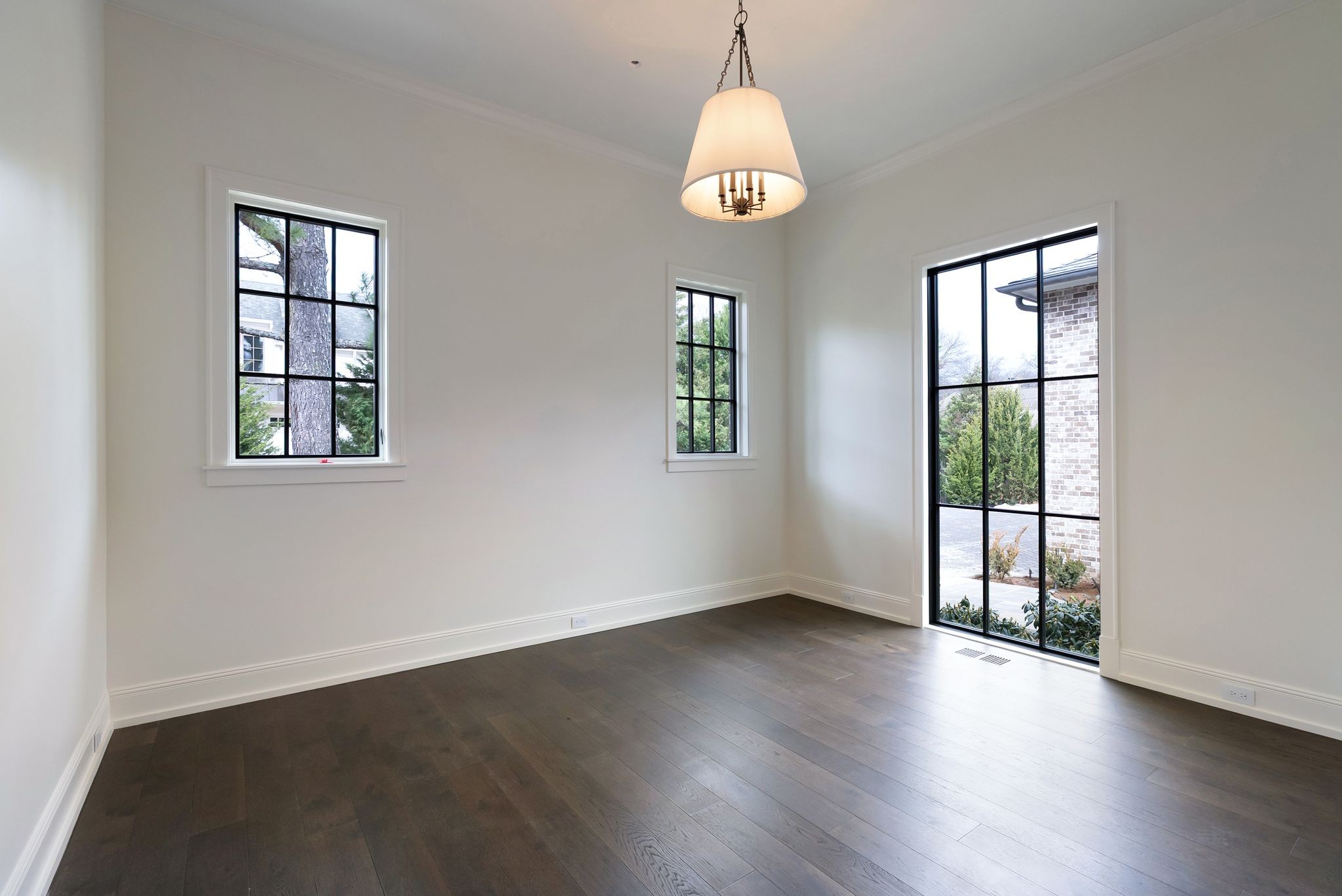 1206 Tyne Blvd