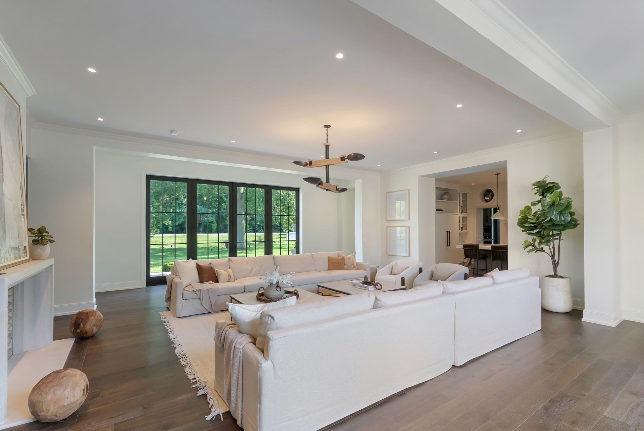 1206 Tyne Blvd