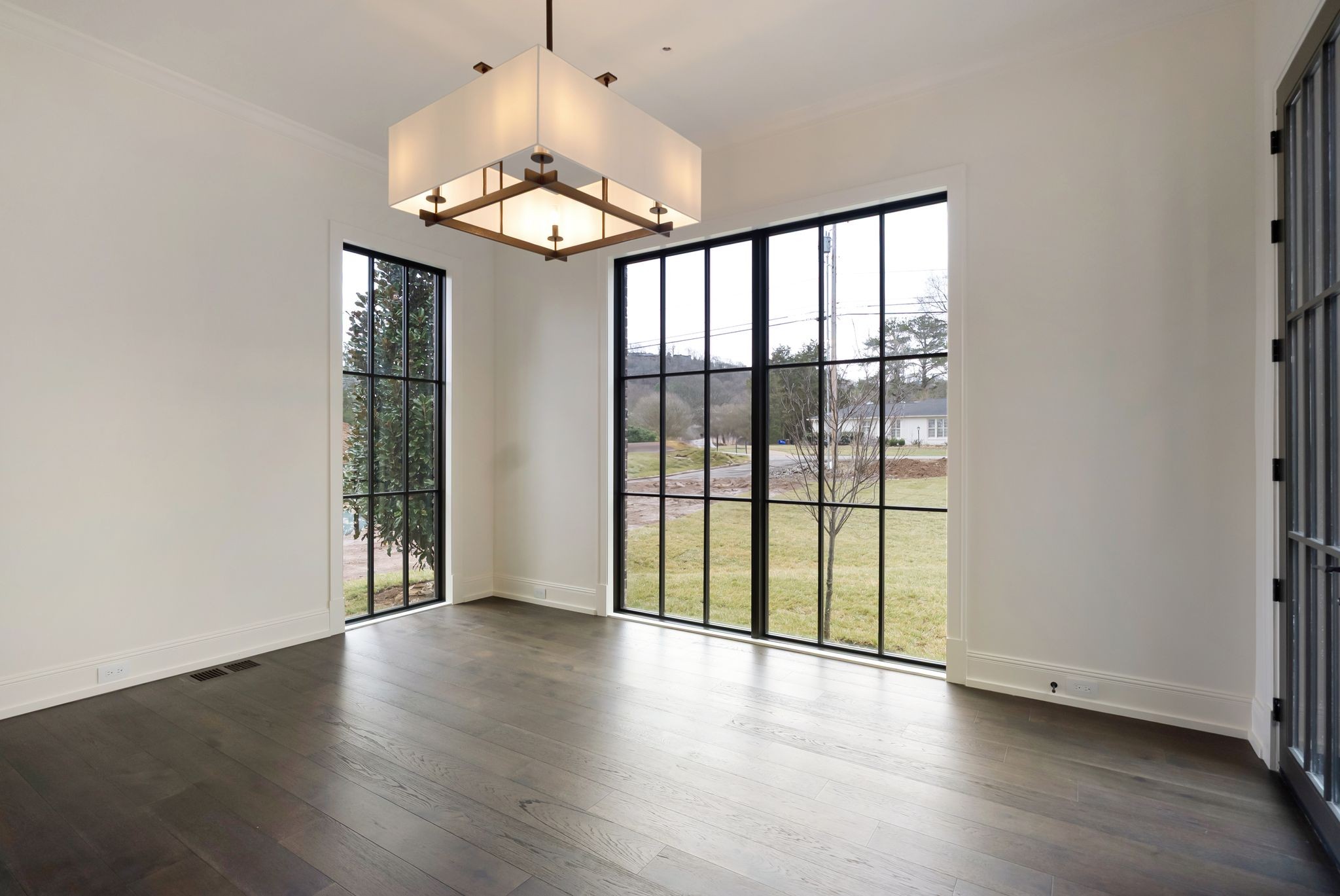 1206 Tyne Blvd