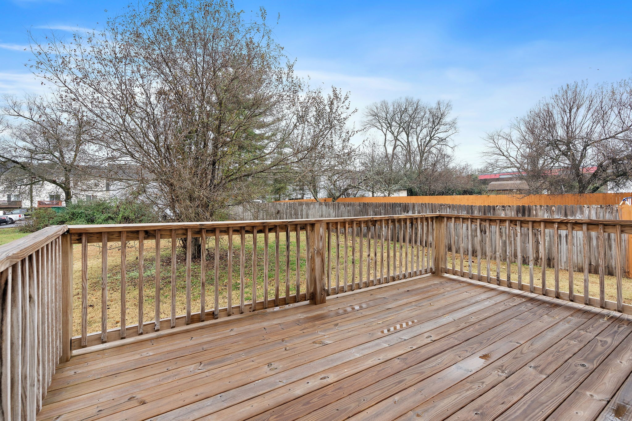 114 Lanier Dr