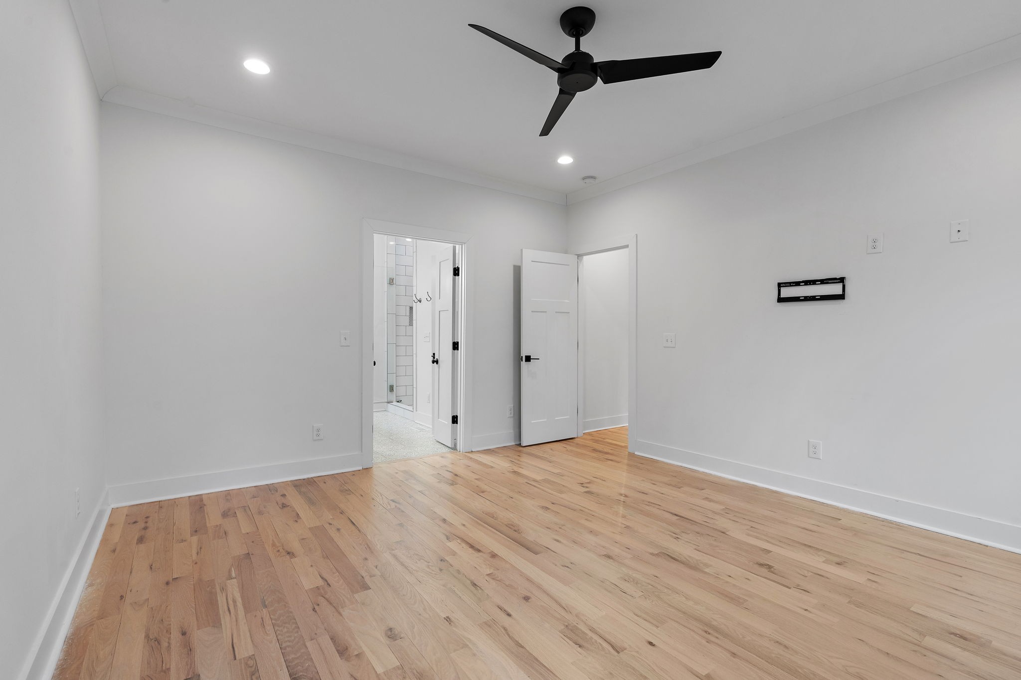 114 Lanier Dr