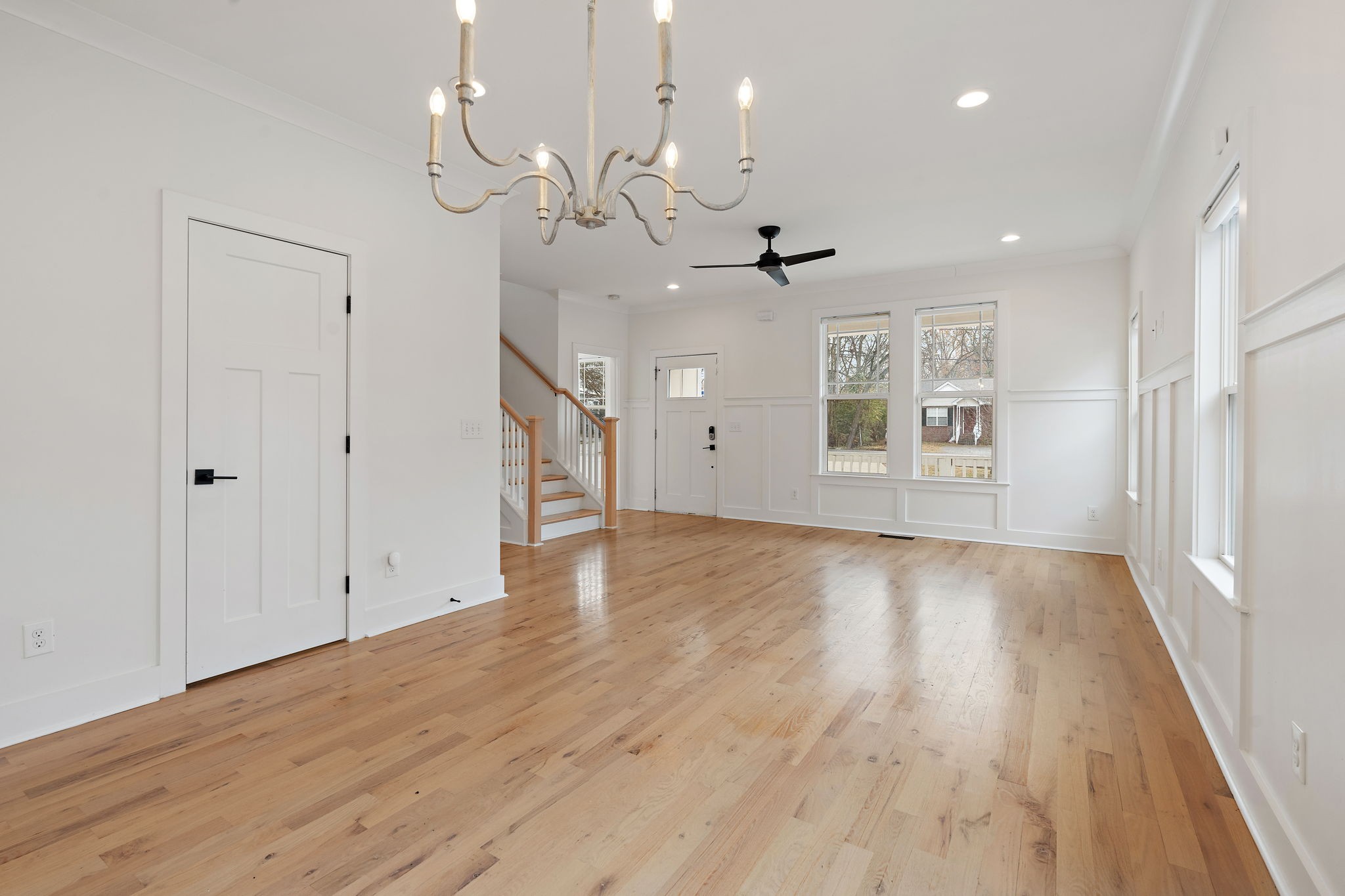 114 Lanier Dr