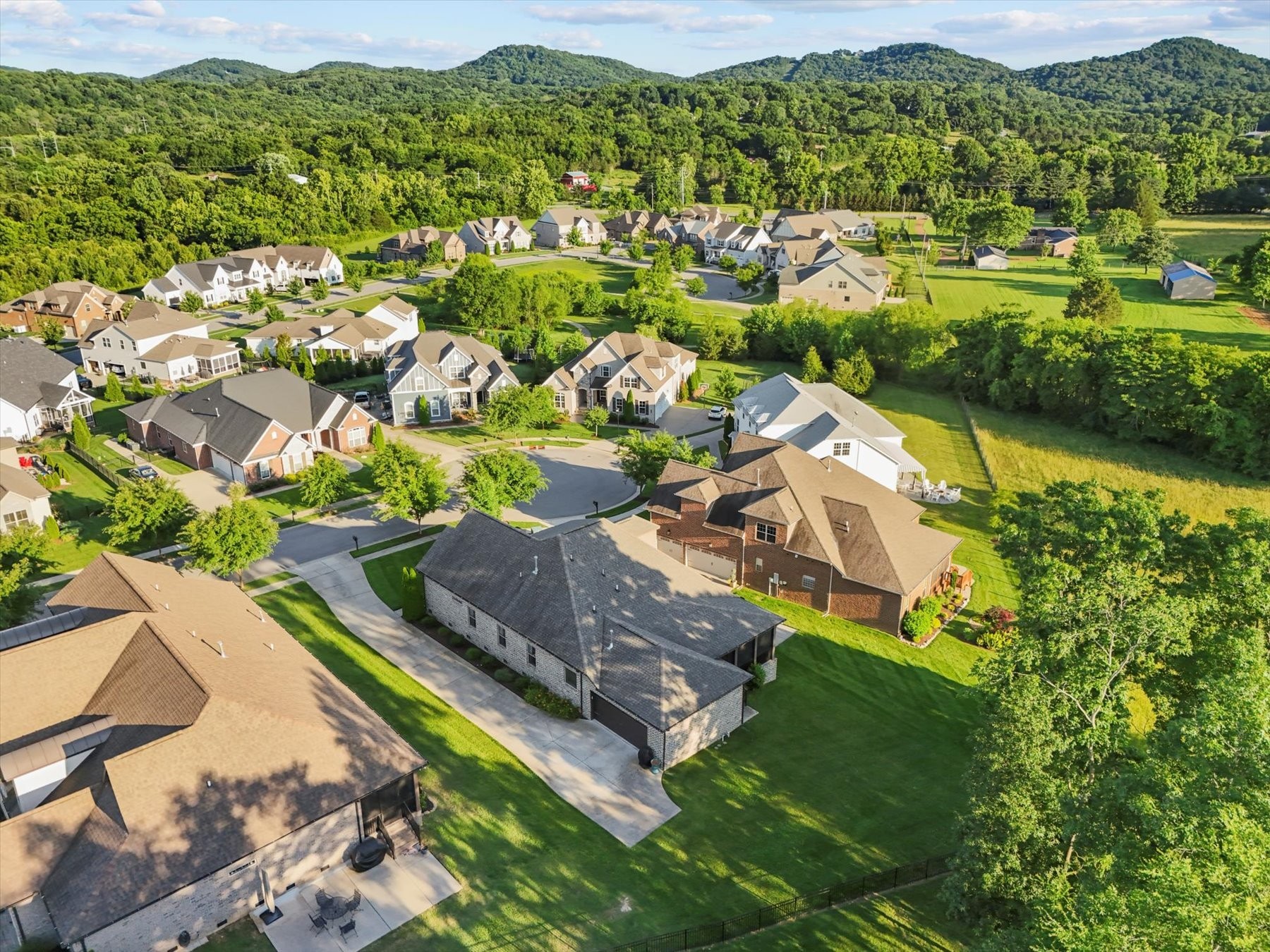 205 Everett Ct