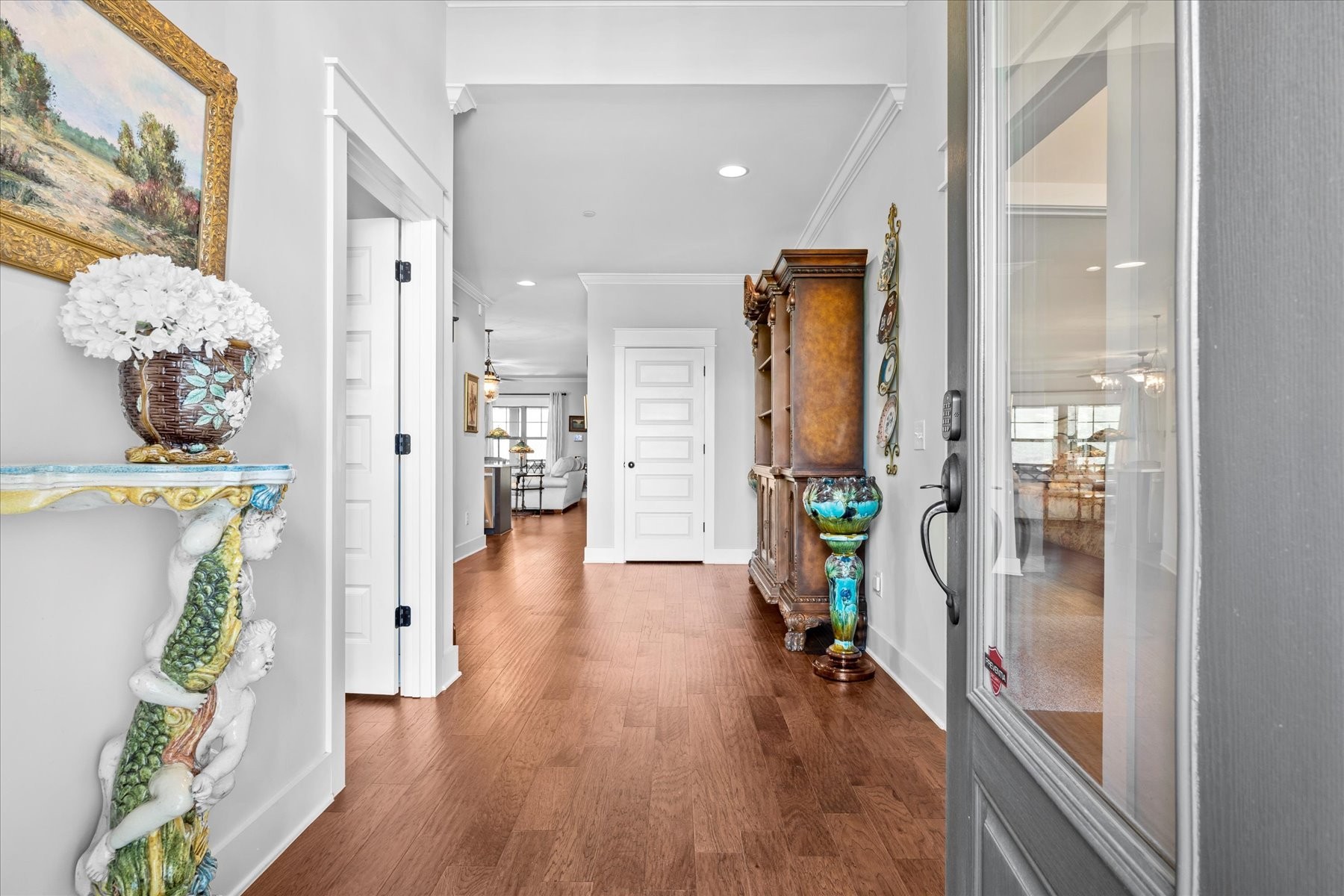205 Everett Ct