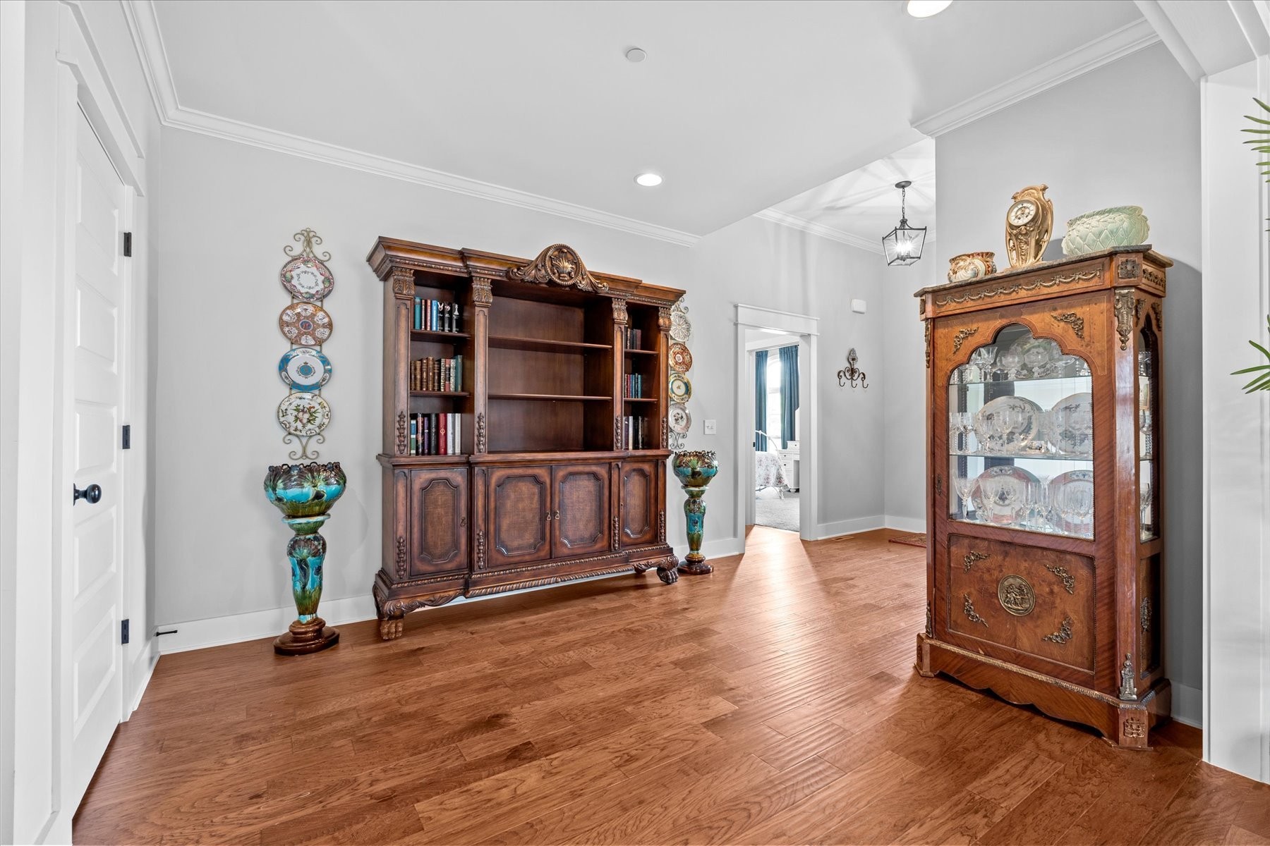 205 Everett Ct
