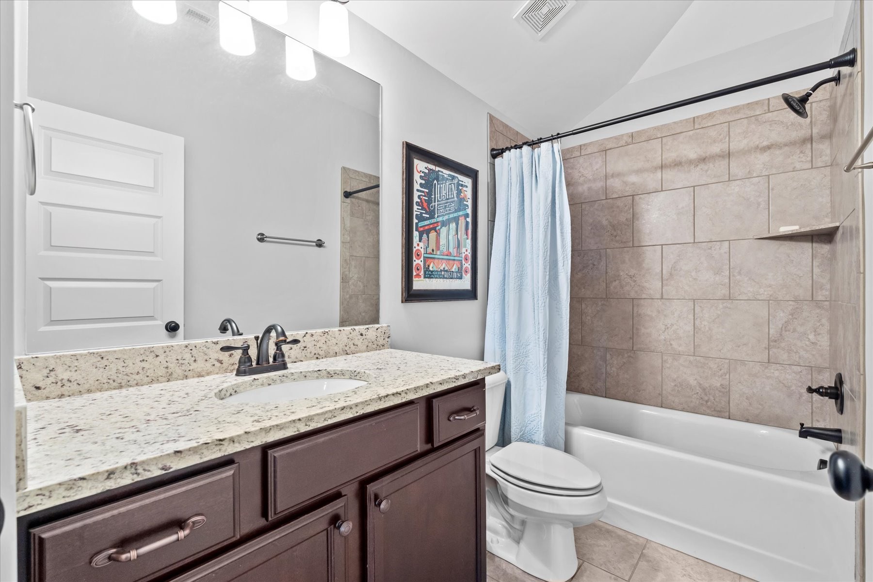 205 Everett Ct