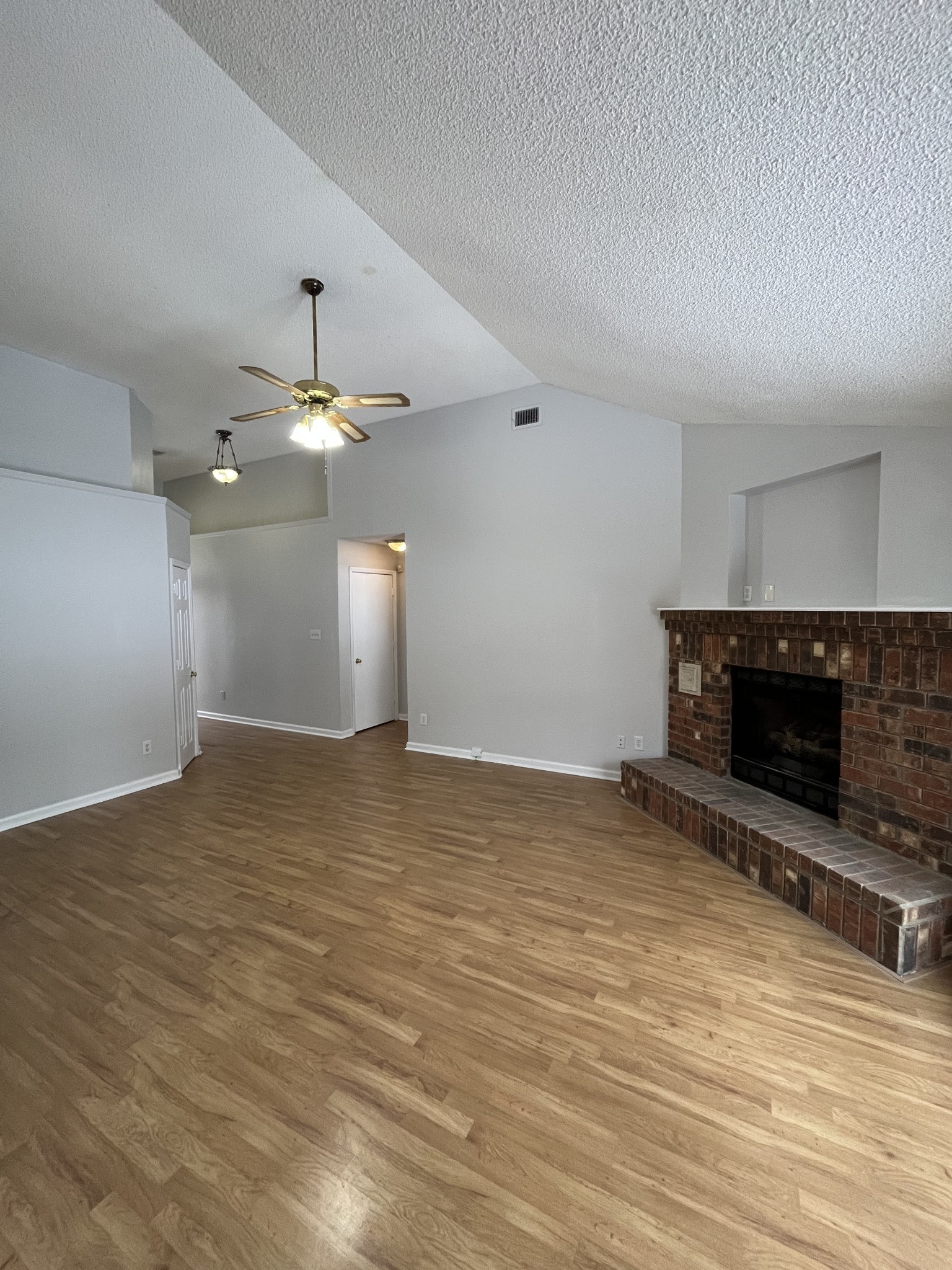 1153 Jacksons View Rd