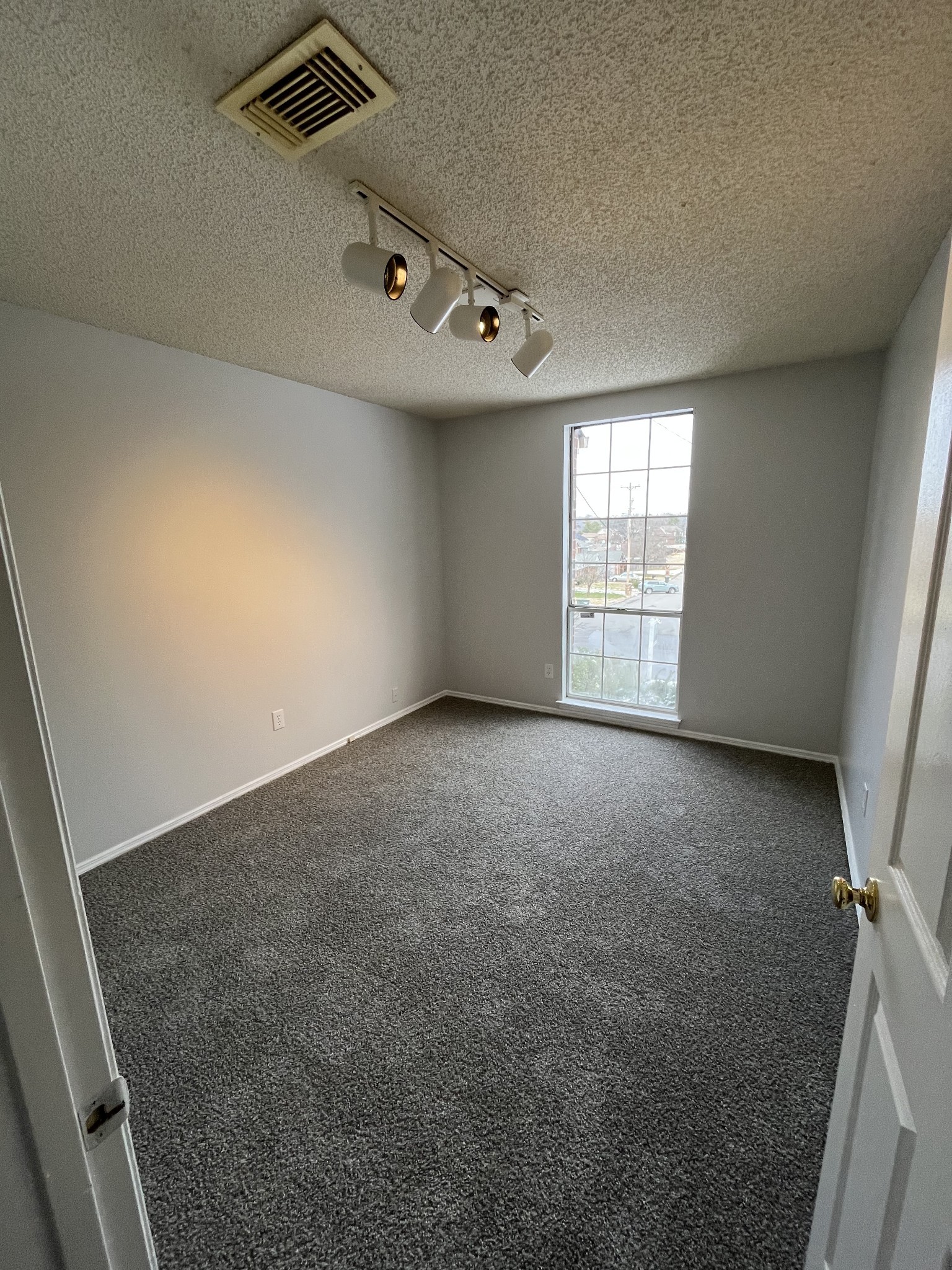 1153 Jacksons View Rd
