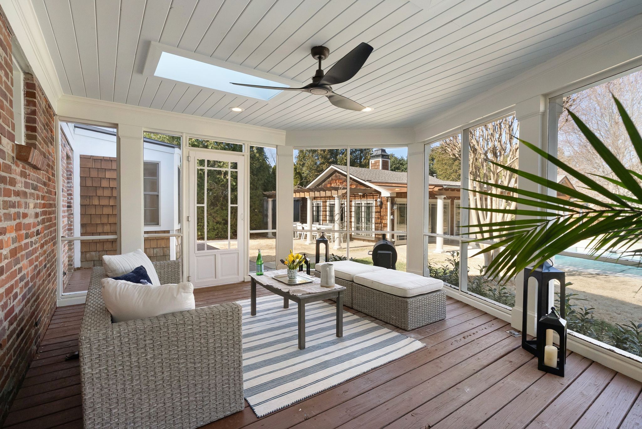 126 Brookfield Ave