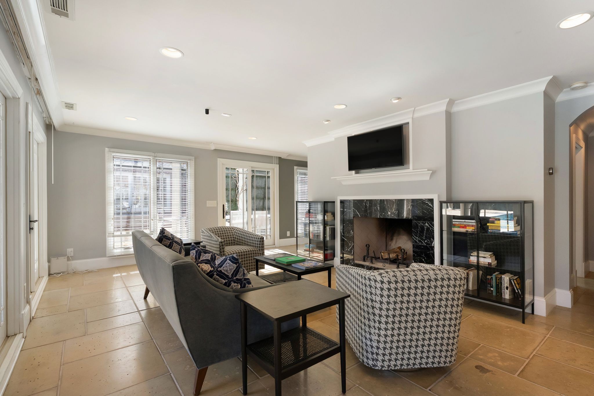 126 Brookfield Ave