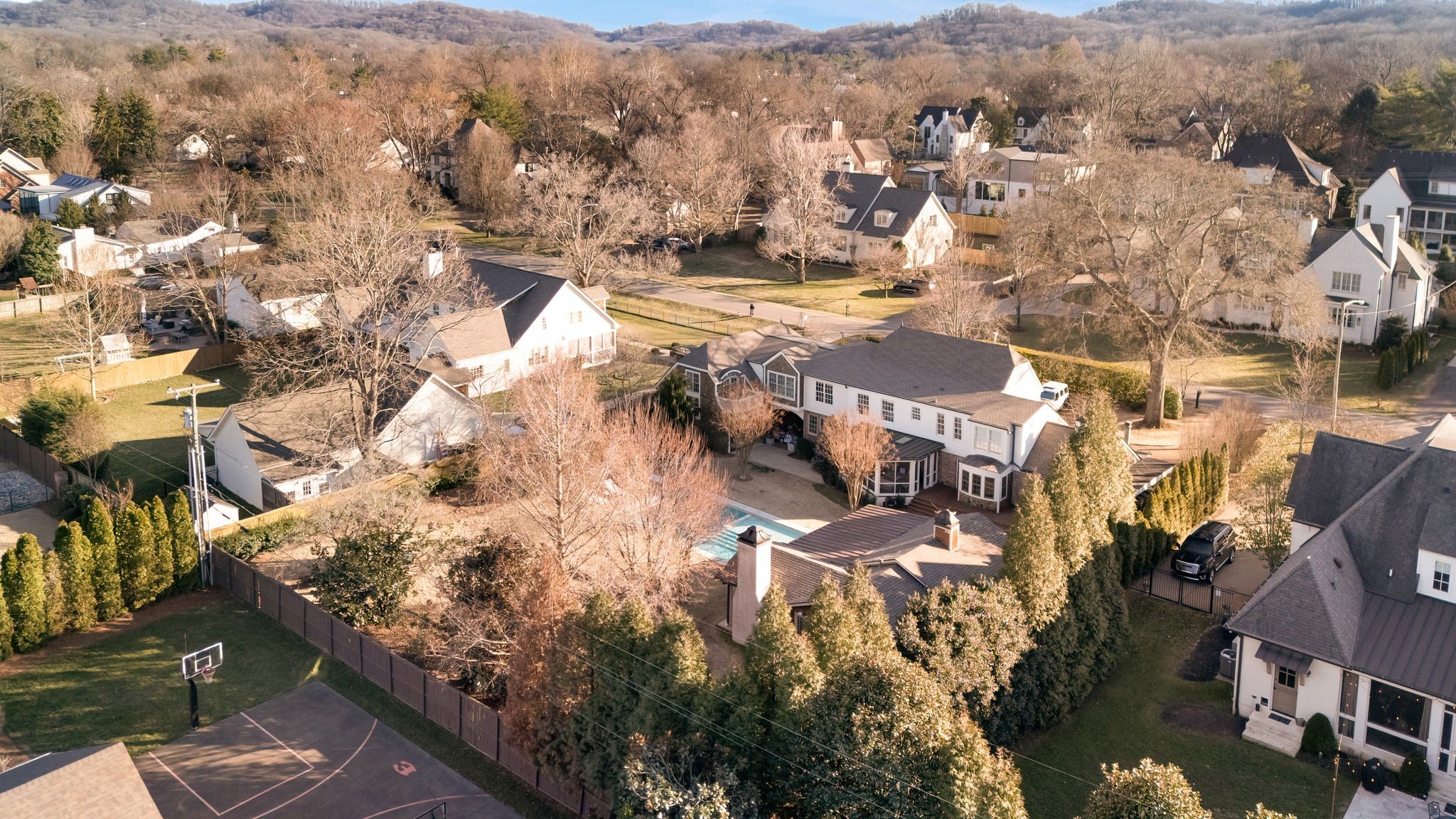 126 Brookfield Ave