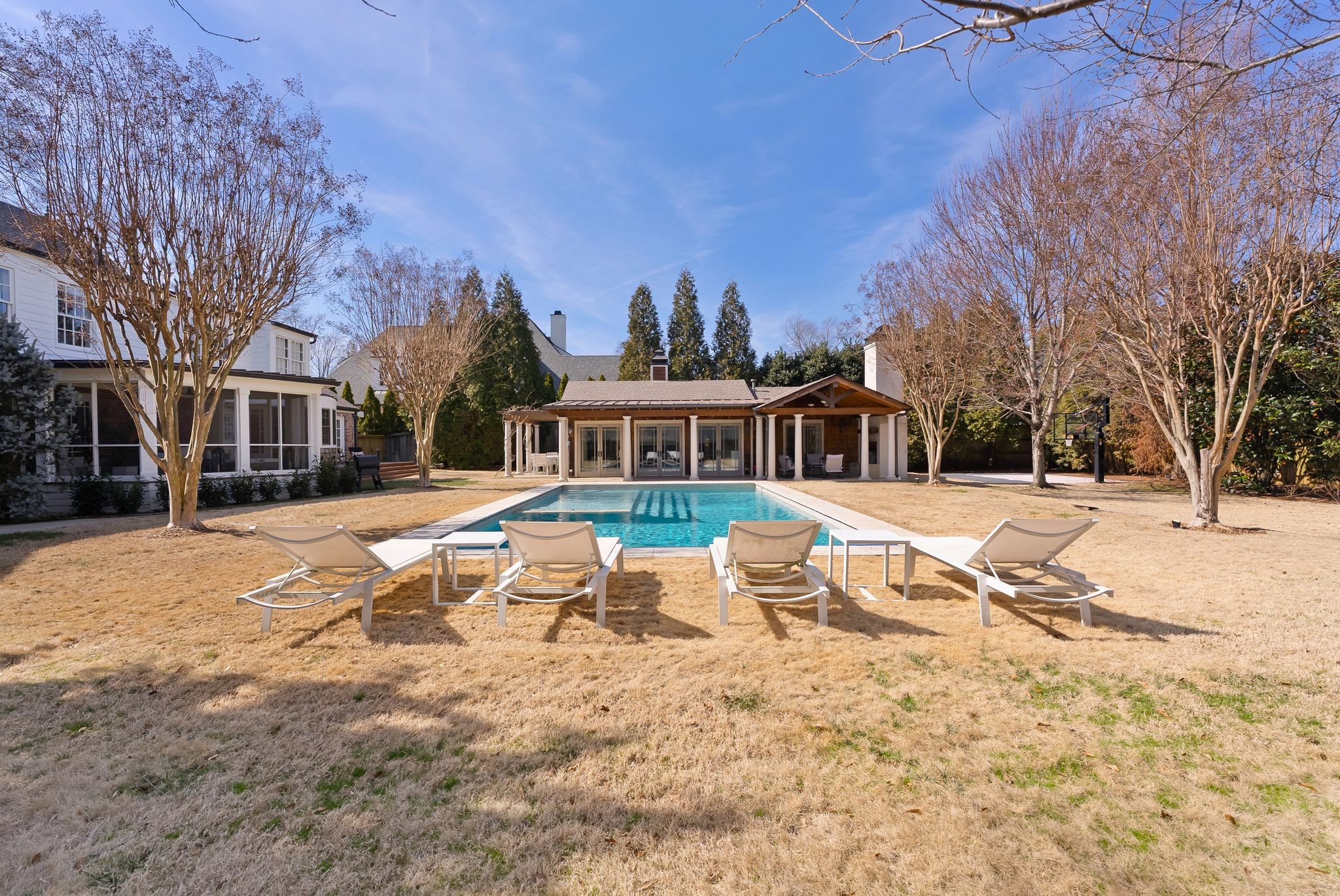 126 Brookfield Ave
