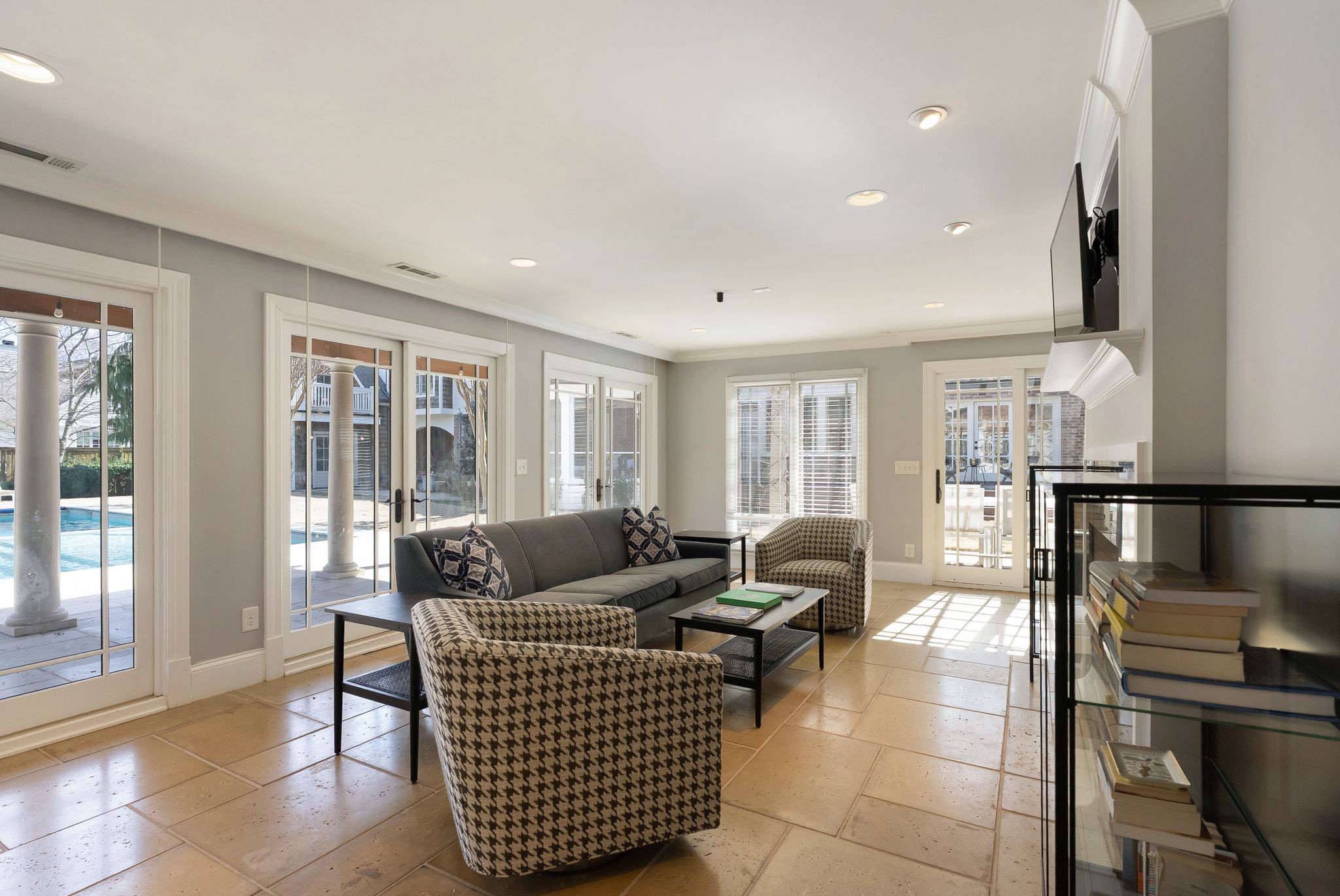 126 Brookfield Ave