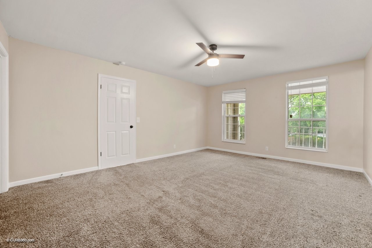 104 Jacksons Retreat Ct