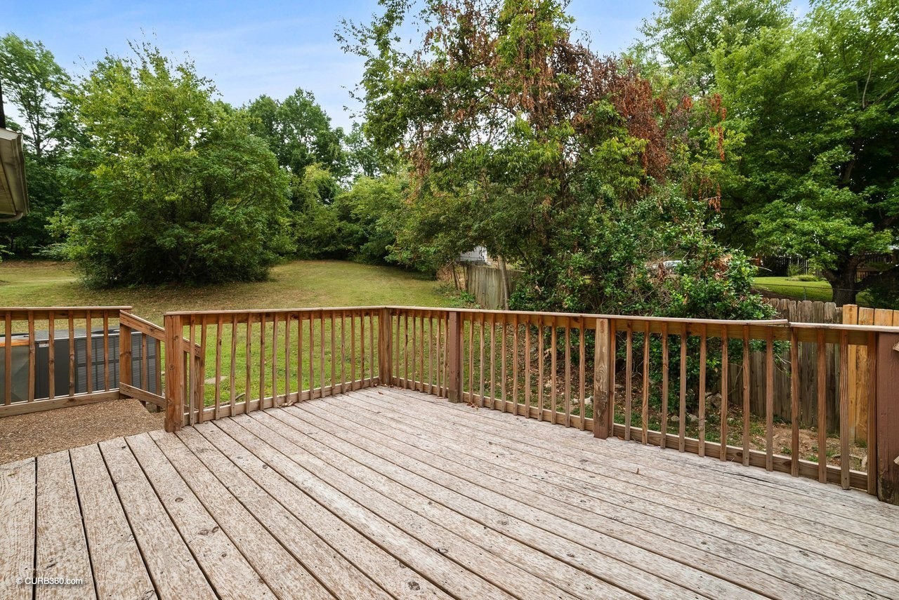 104 Jacksons Retreat Ct