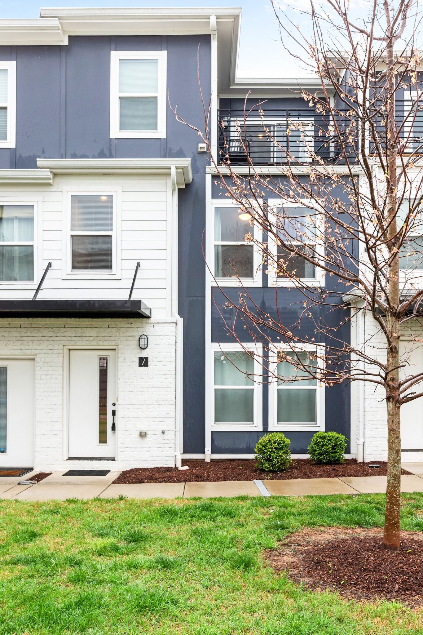 110 Duke St Unit: 7