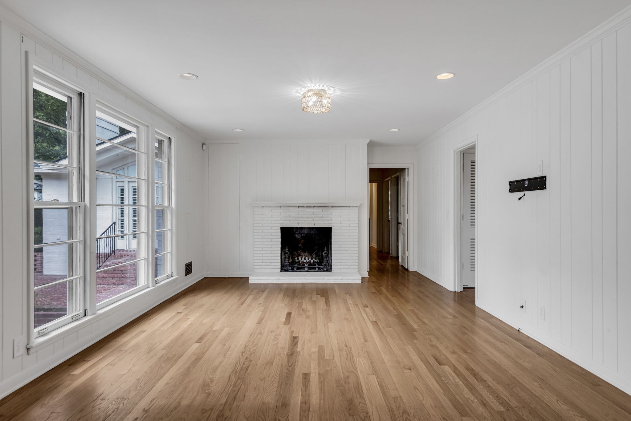 1209 Tyne Blvd