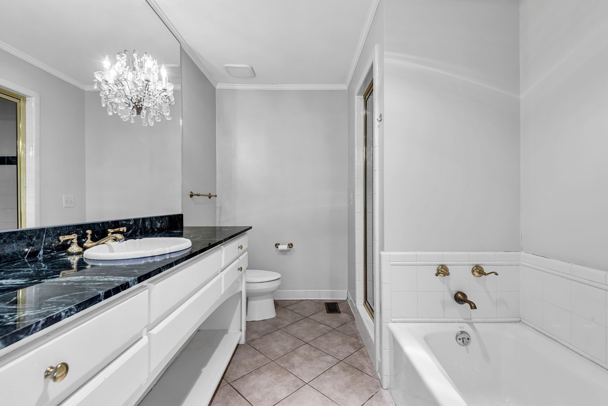 1209 Tyne Blvd