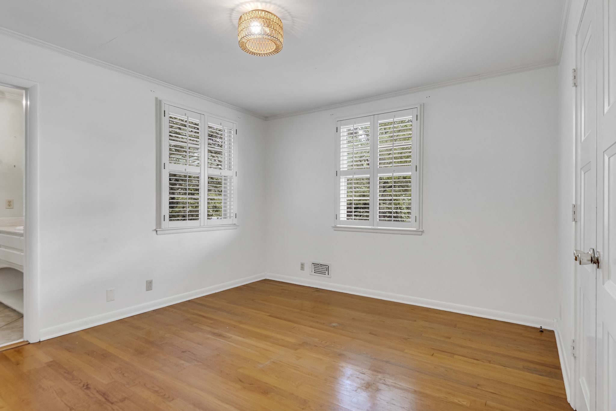 1209 Tyne Blvd