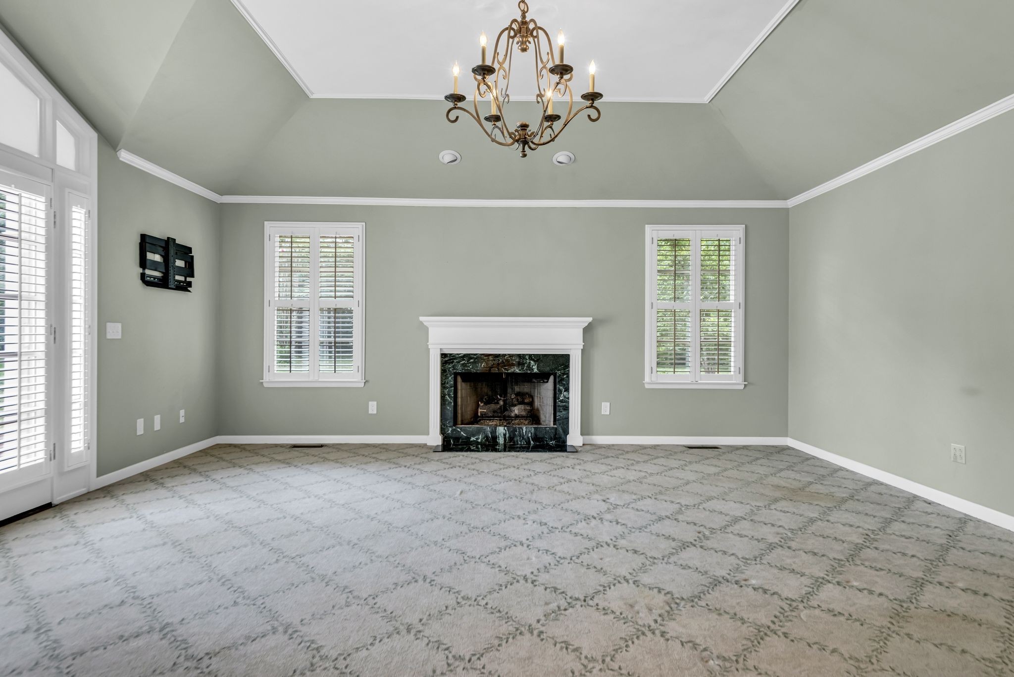 1209 Tyne Blvd