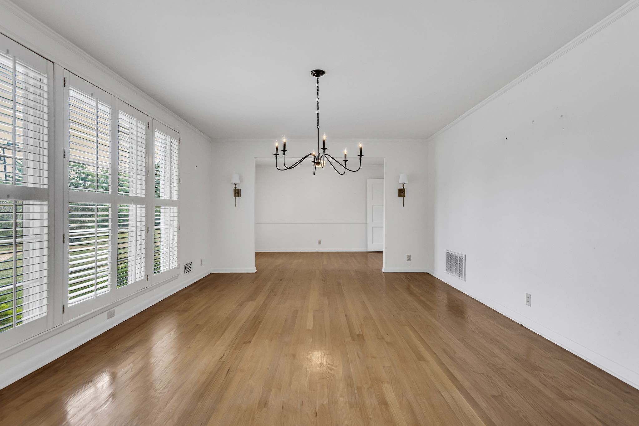 1209 Tyne Blvd