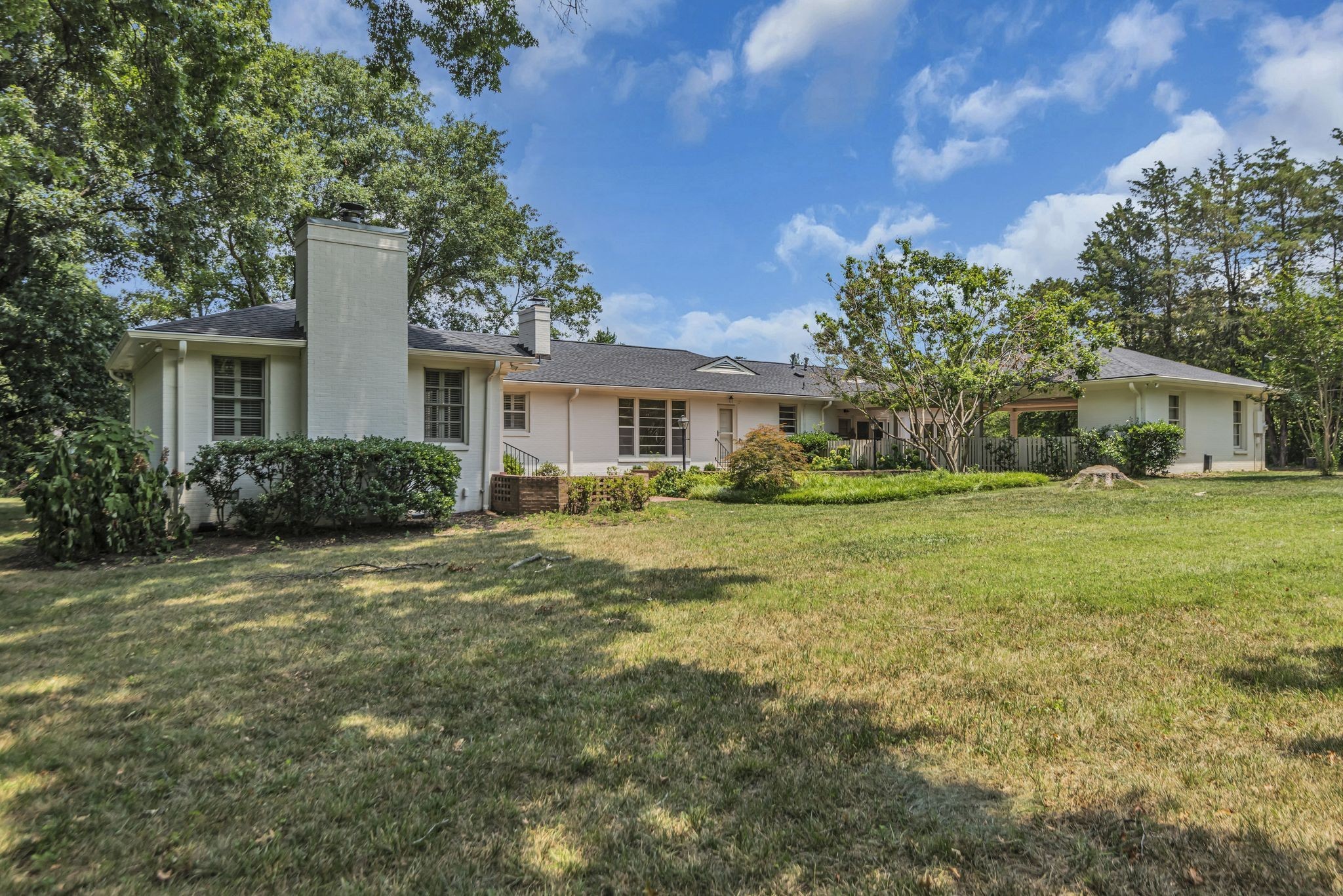 1209 Tyne Blvd