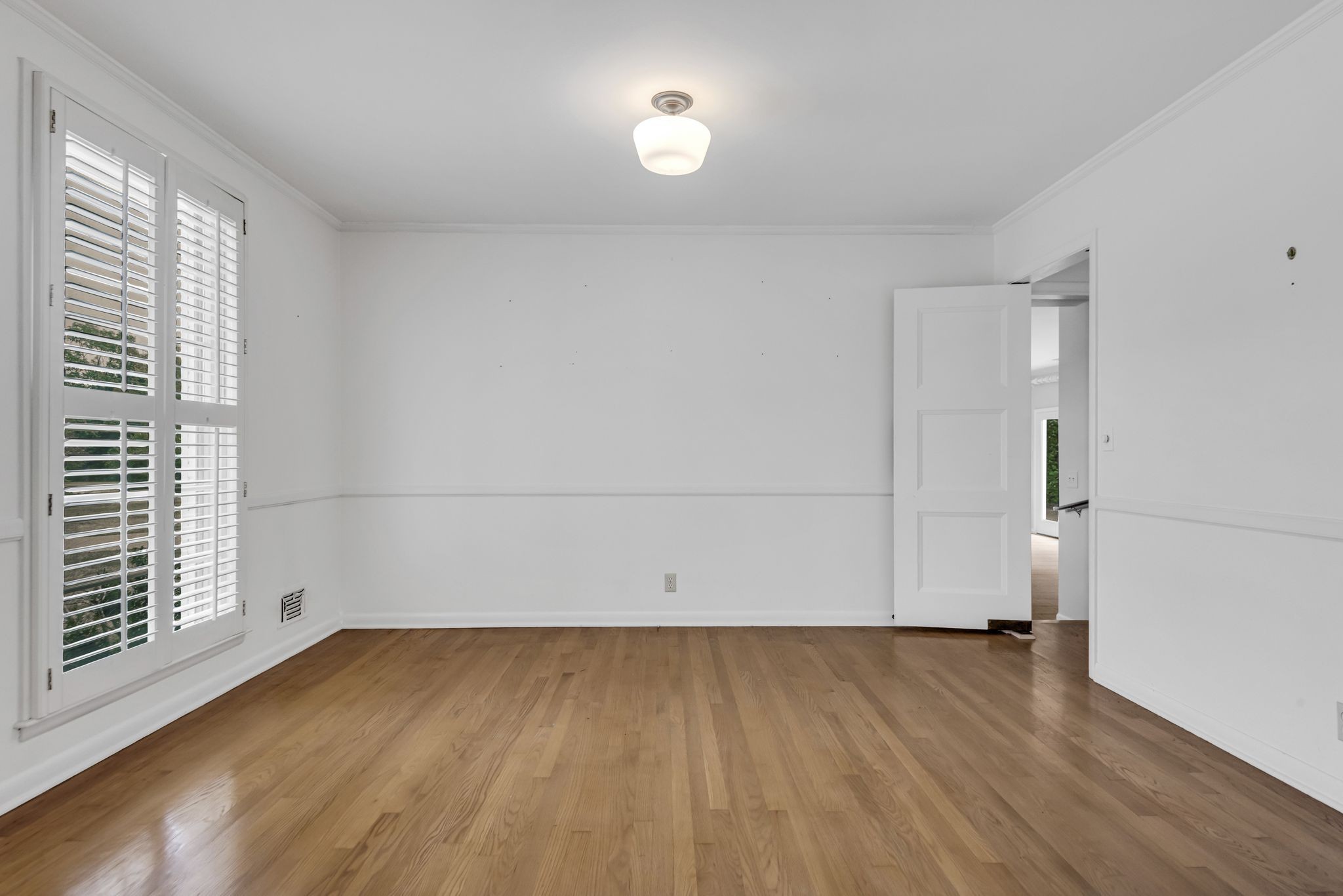 1209 Tyne Blvd