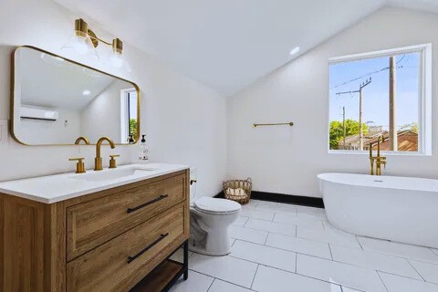 1816 Jo Johnston Ave