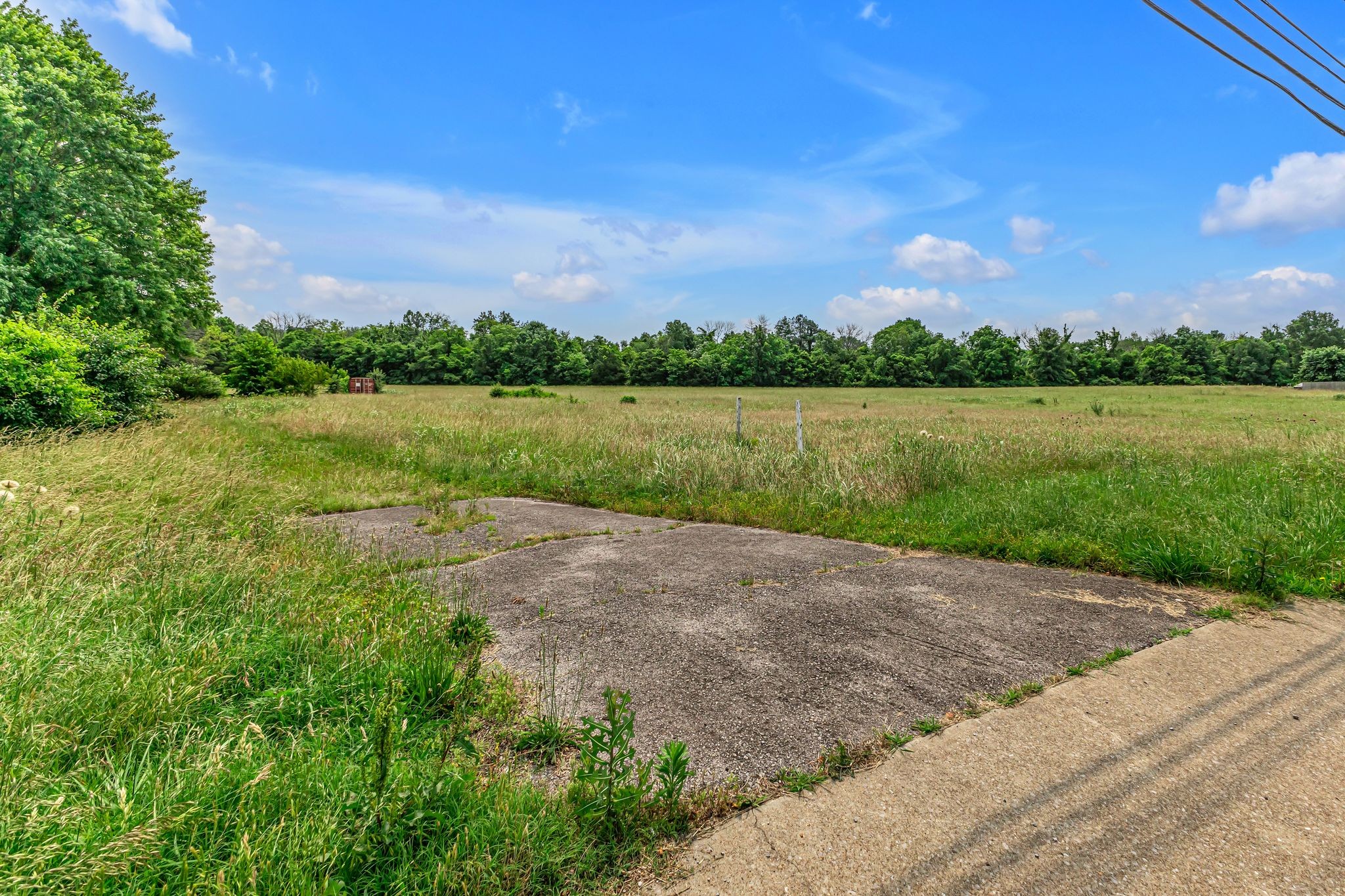 1975 Almaville Rd