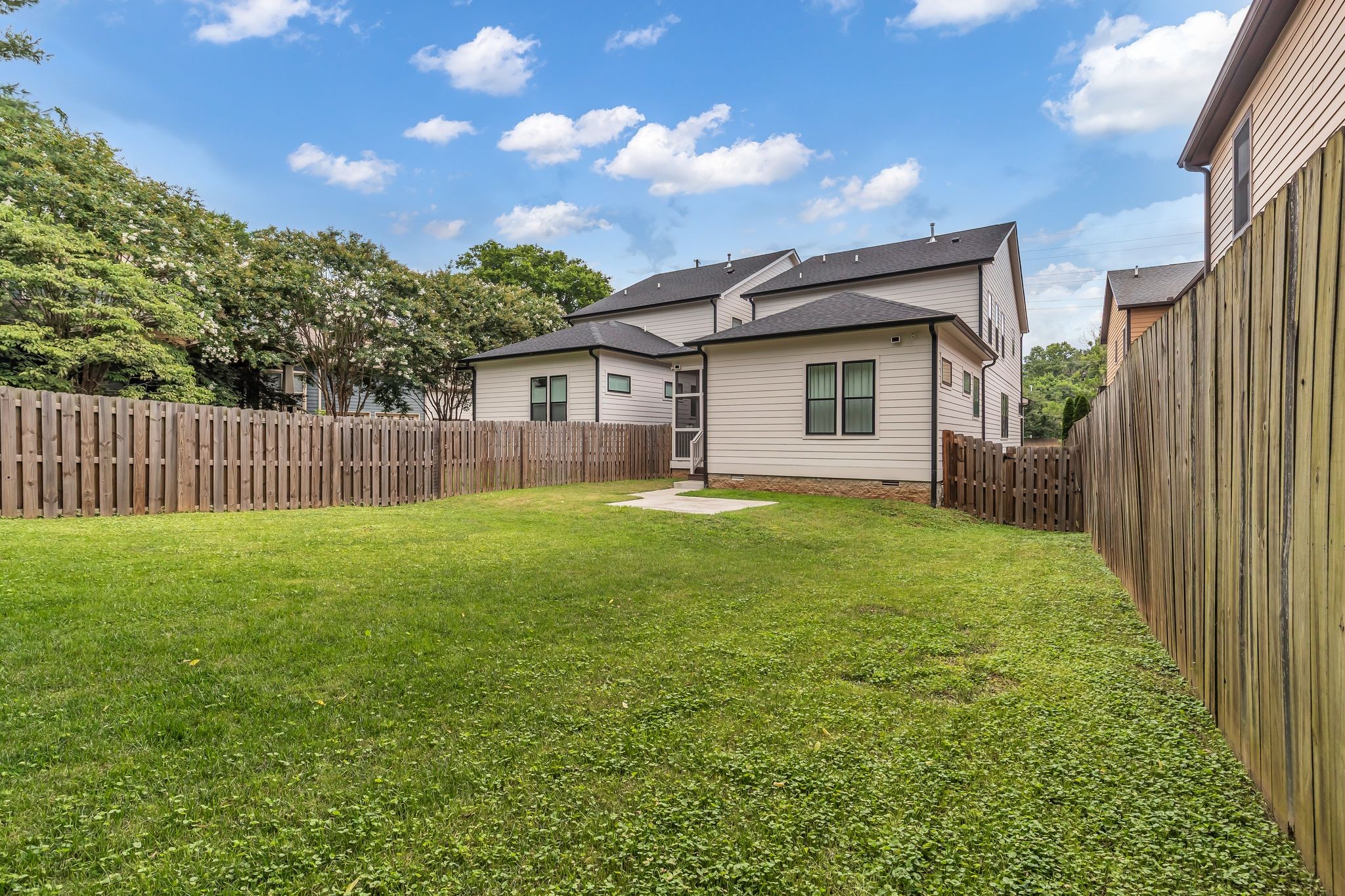 1541A Battlefield Dr