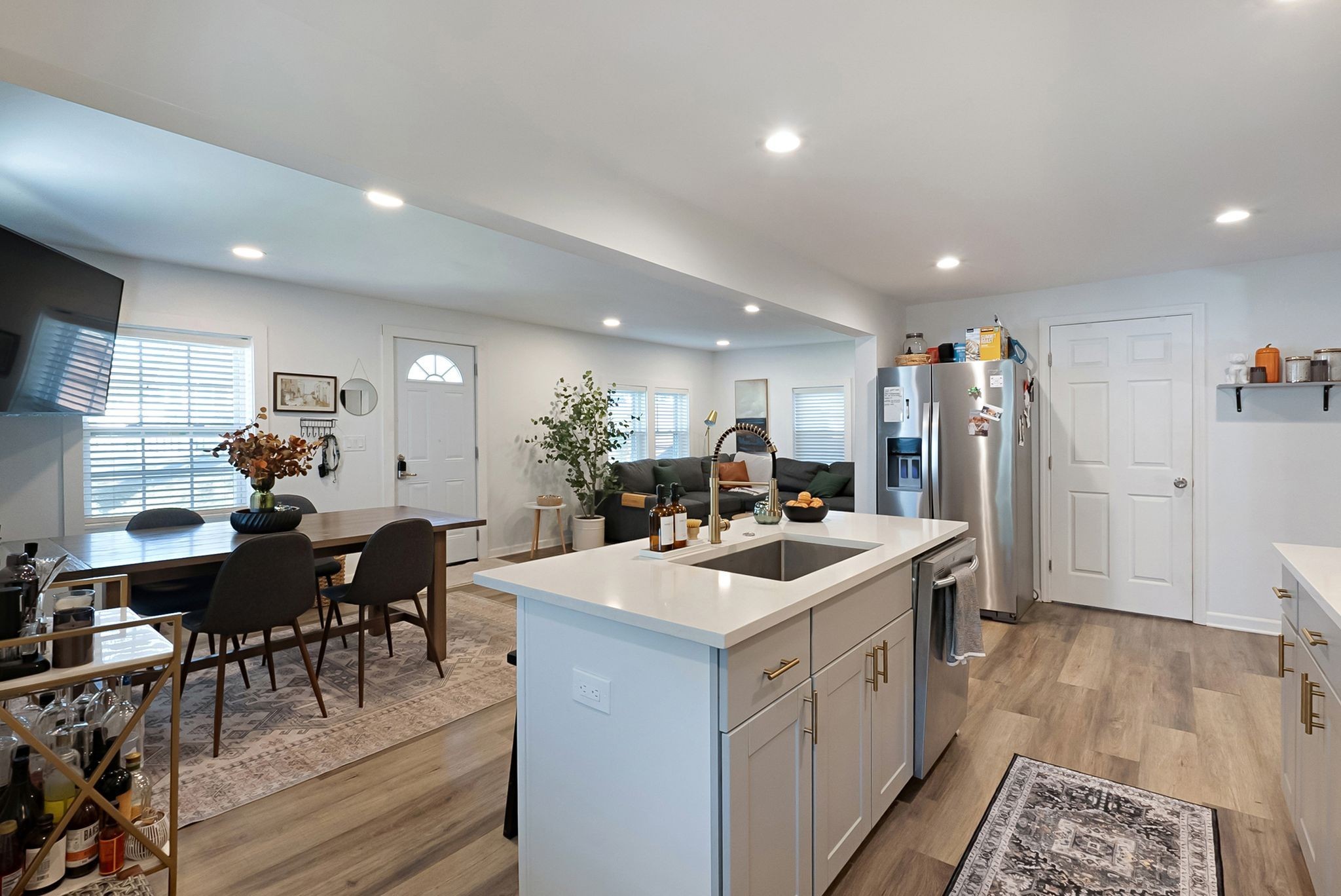 302 DuPont Ave