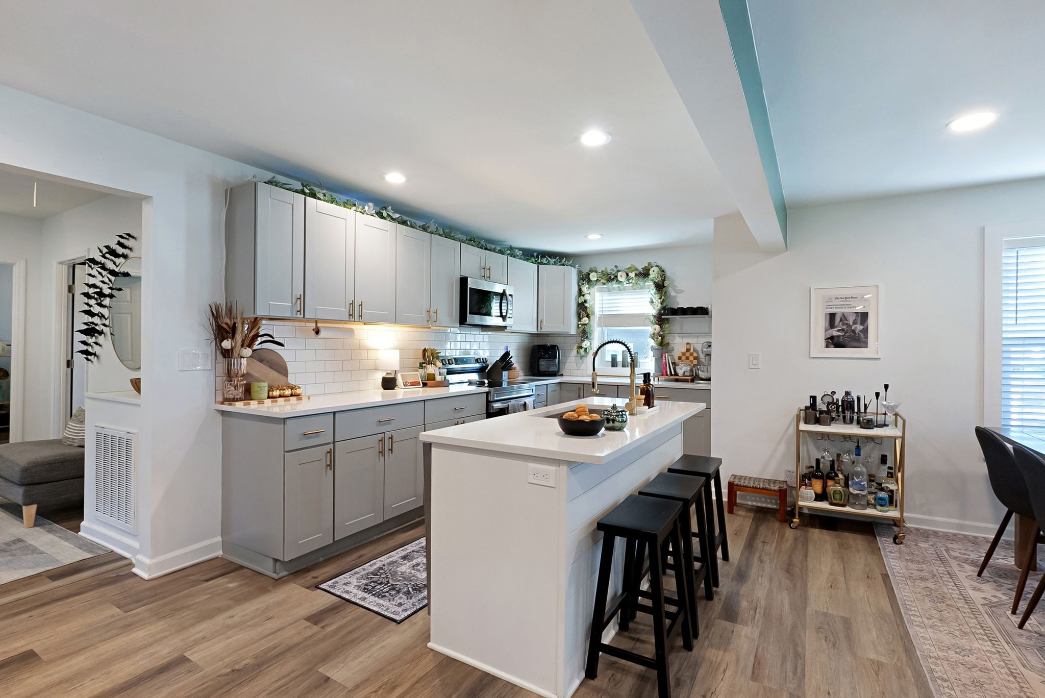 302 DuPont Ave