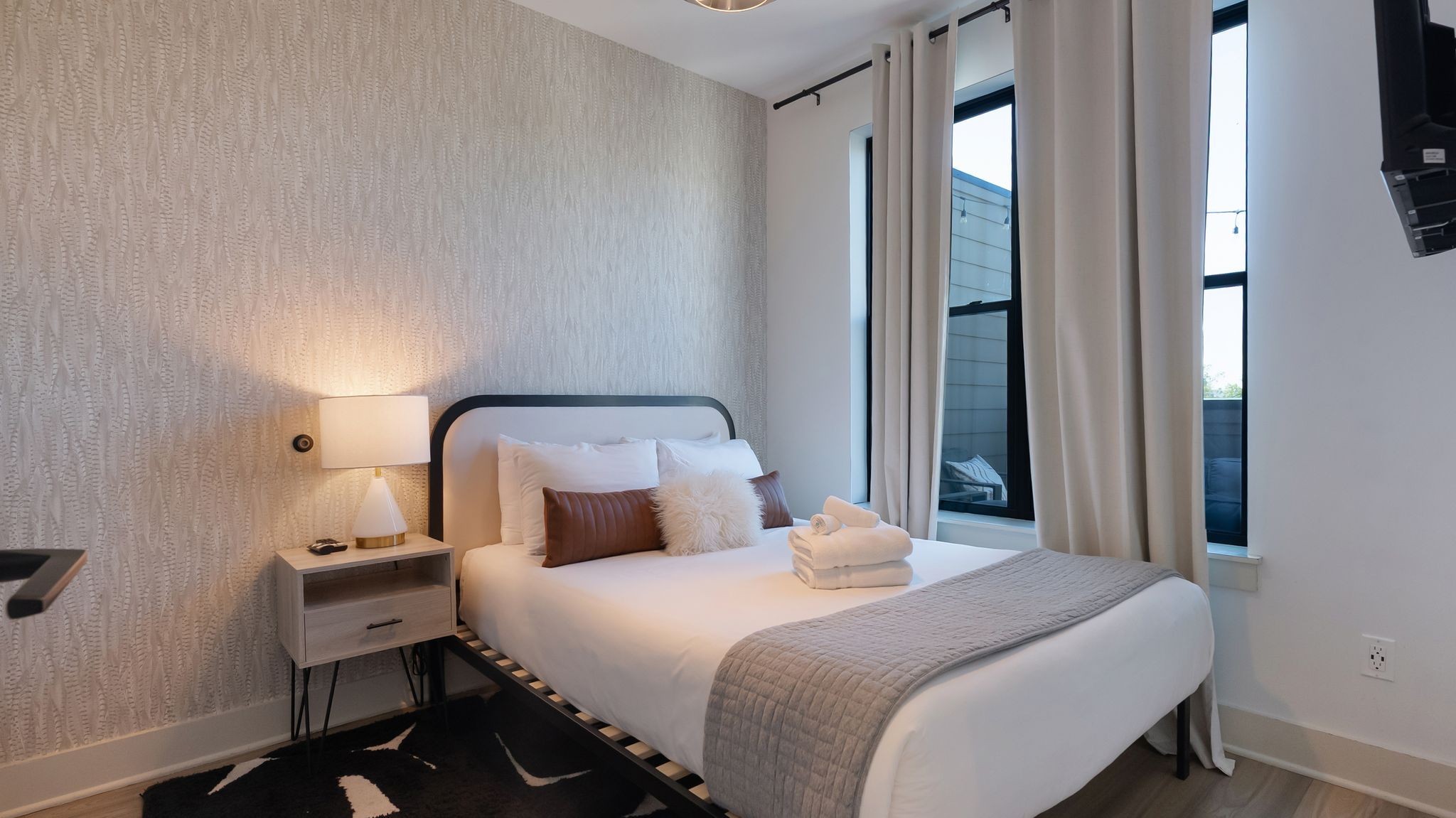 402 Cleveland St Unit: 3