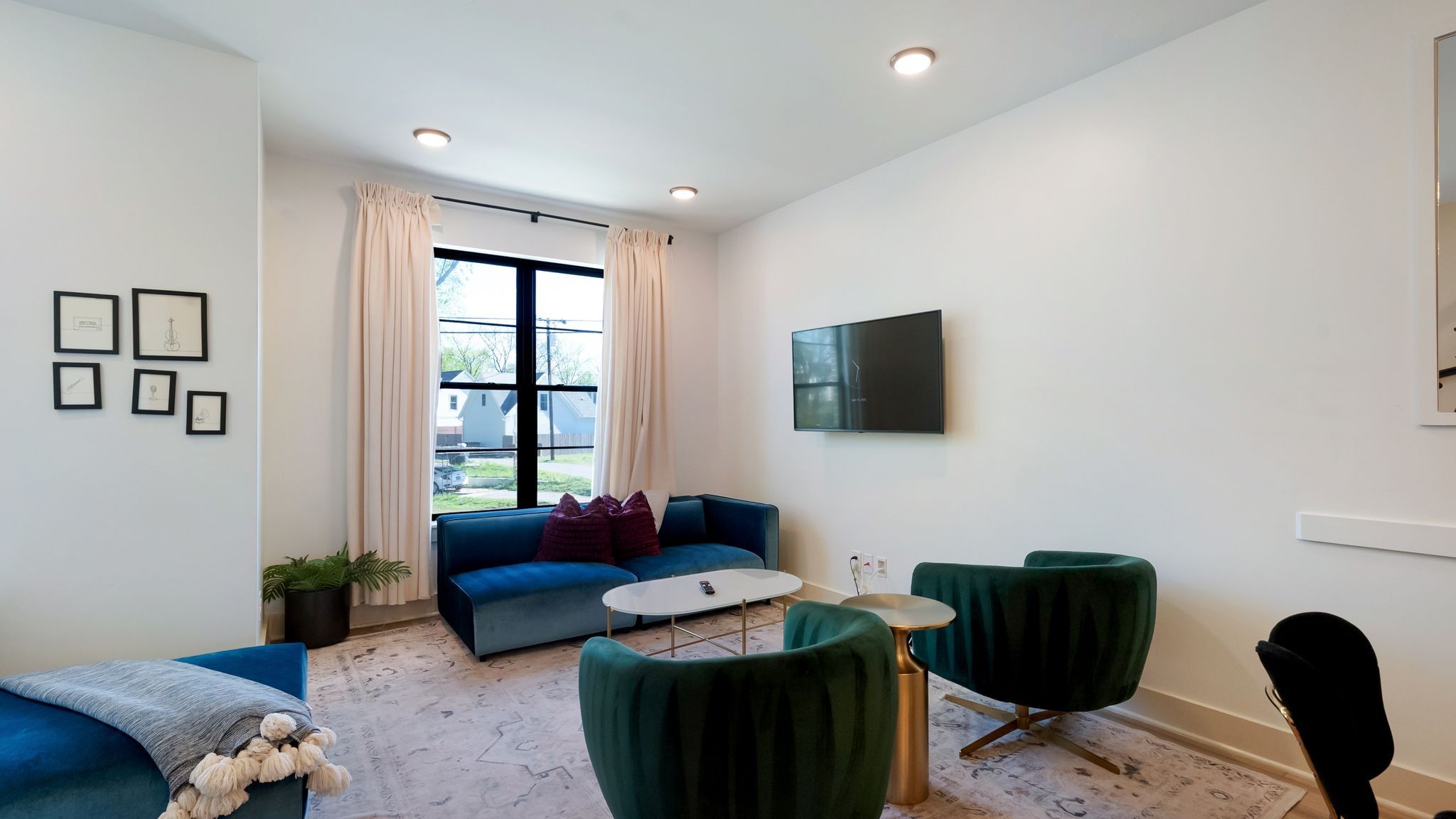 402 Cleveland St Unit: 3