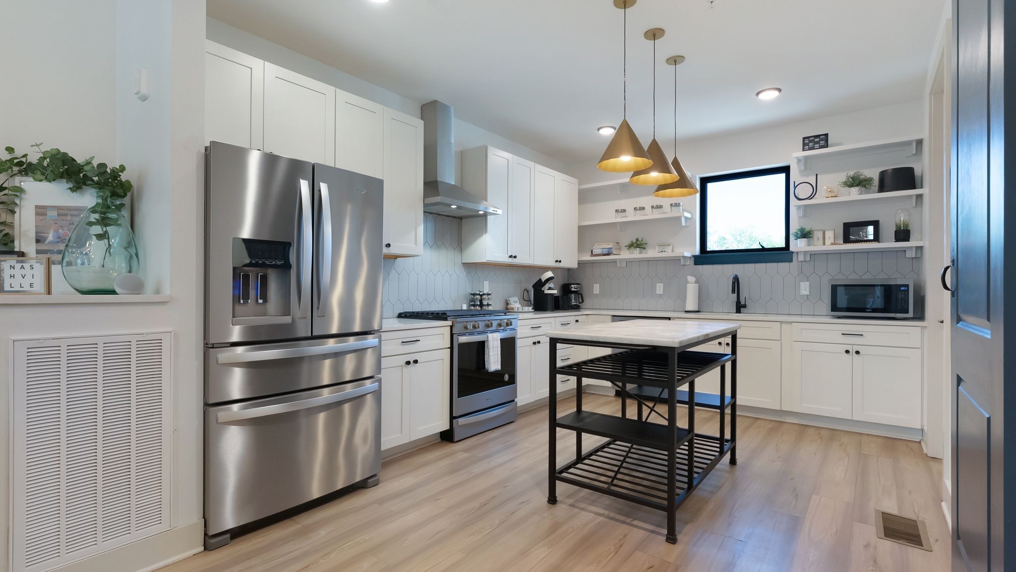 402 Cleveland St Unit: 3