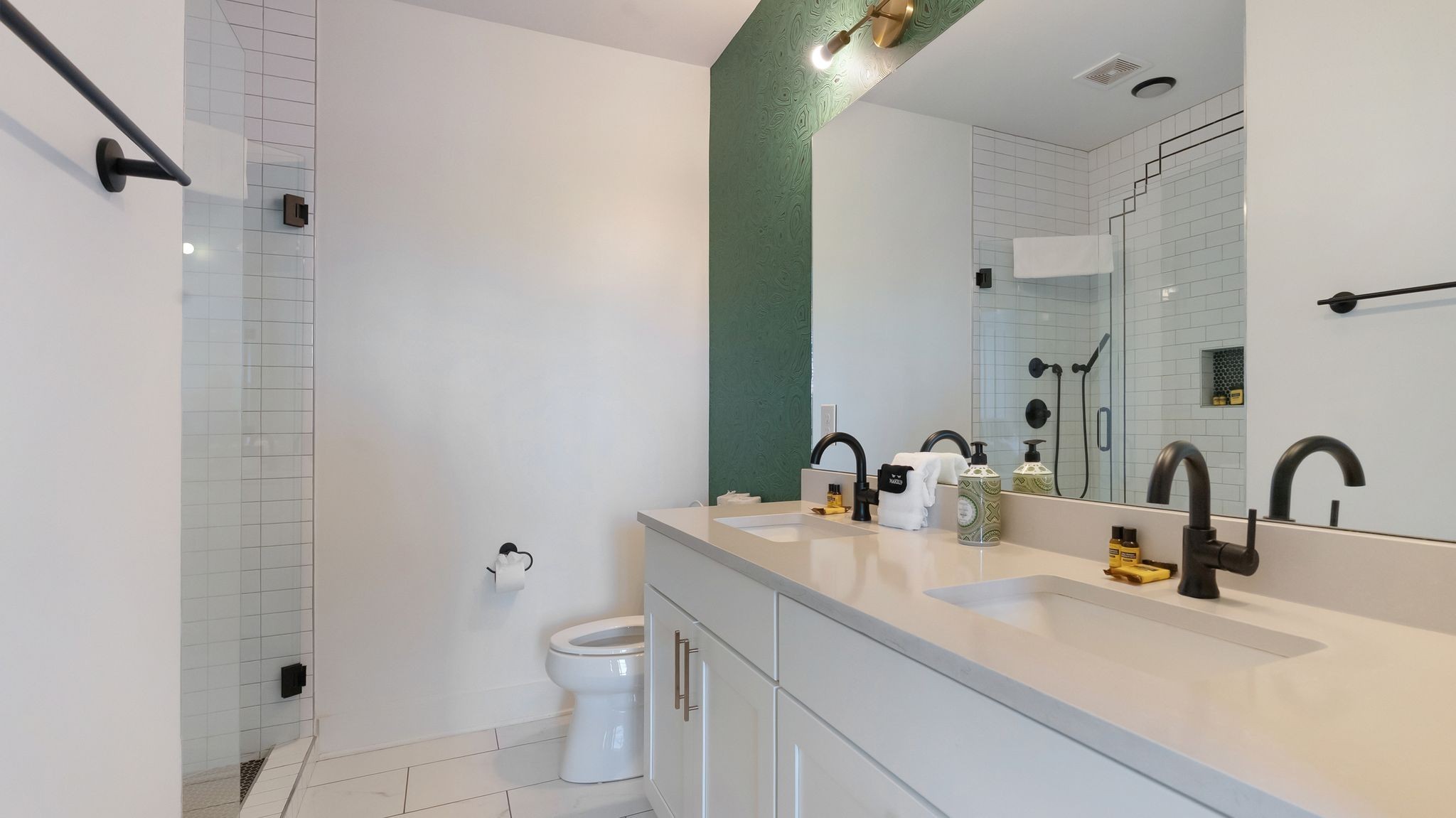 402 Cleveland St Unit: 3