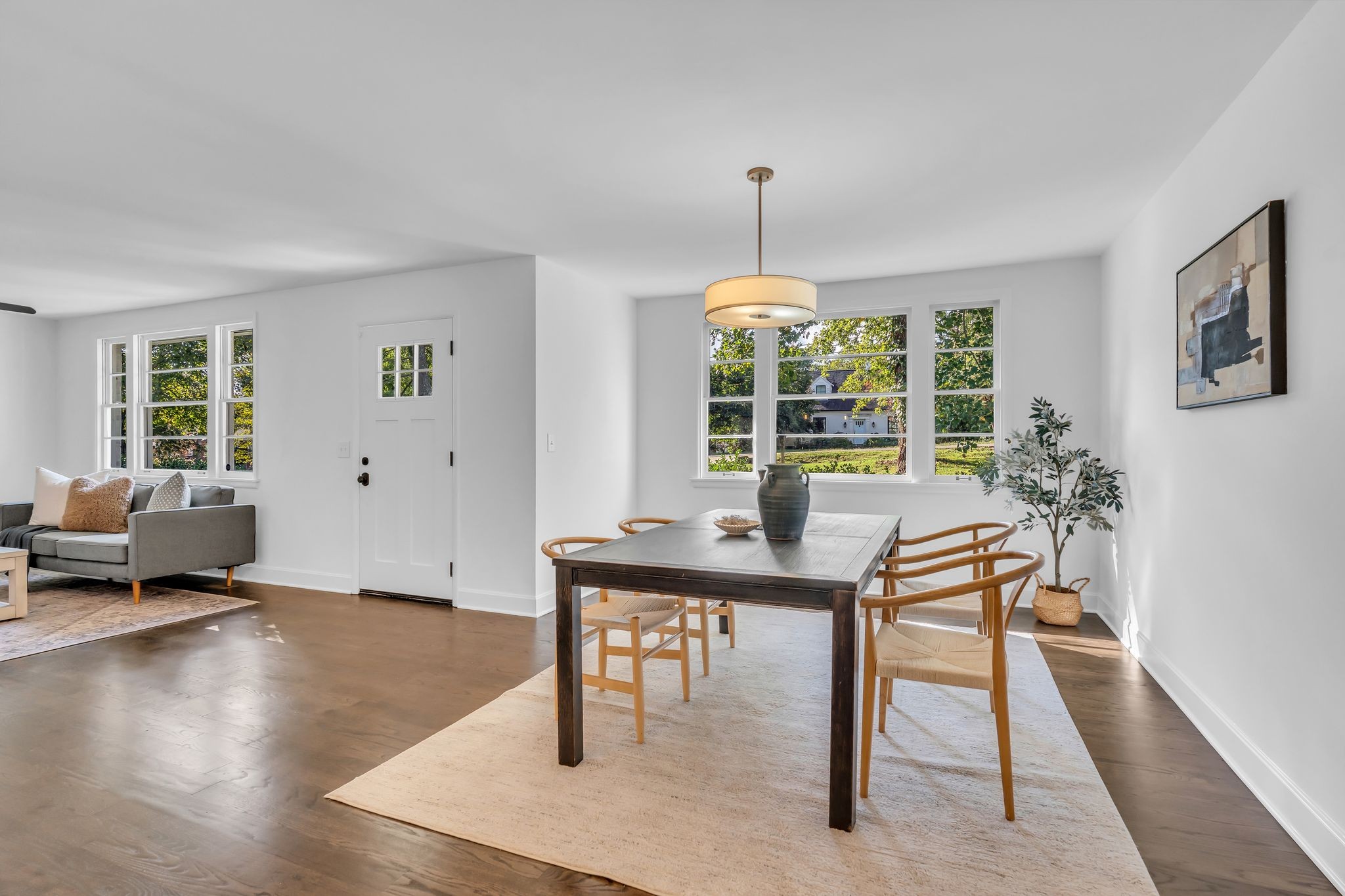 1100 Grandview Dr