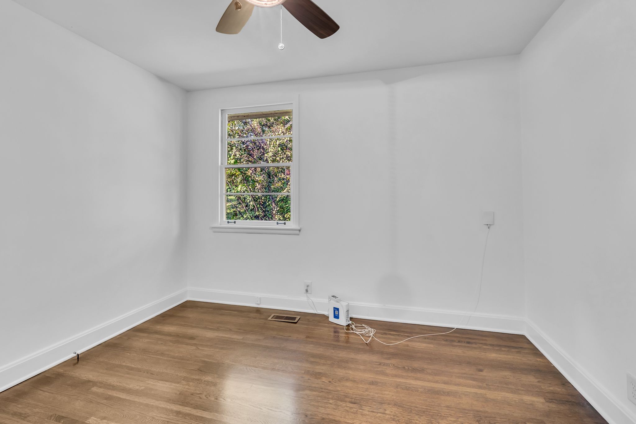 1100 Grandview Dr