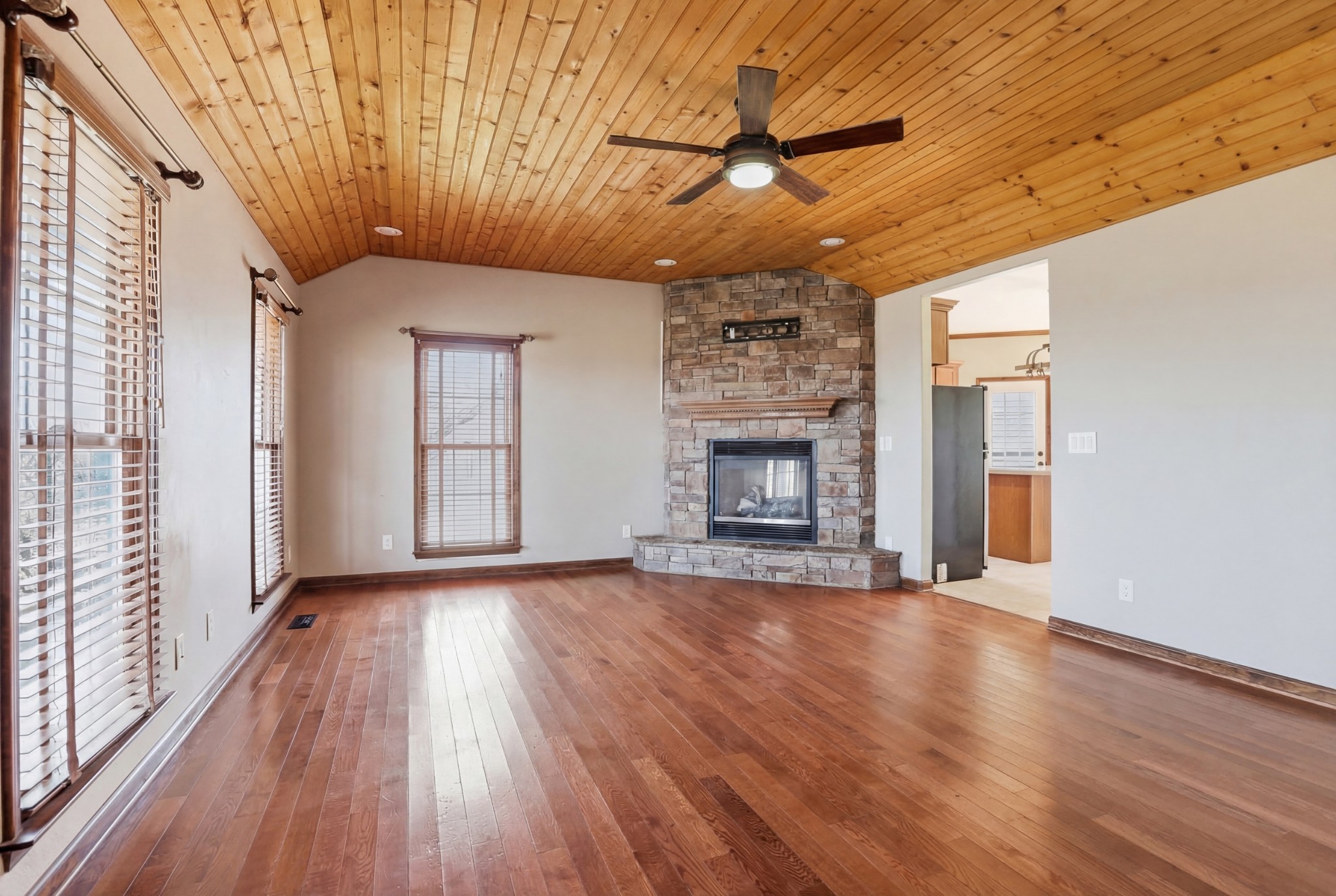 450 Drowning Creek Rd